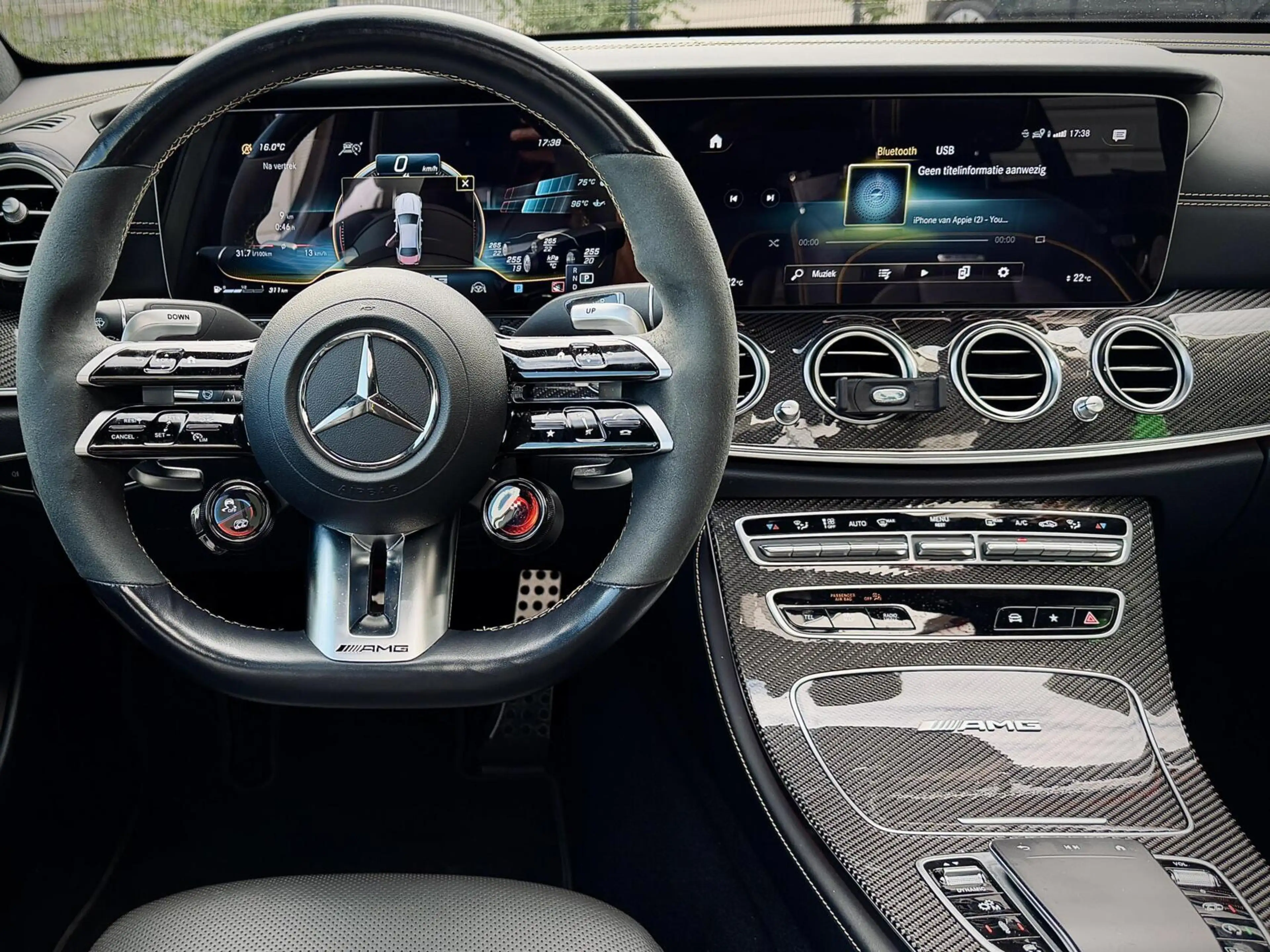 Mercedes-Benz E 63 AMG S 4MATIC+ Pano|Carbon|Keramisch VOL — photo 6