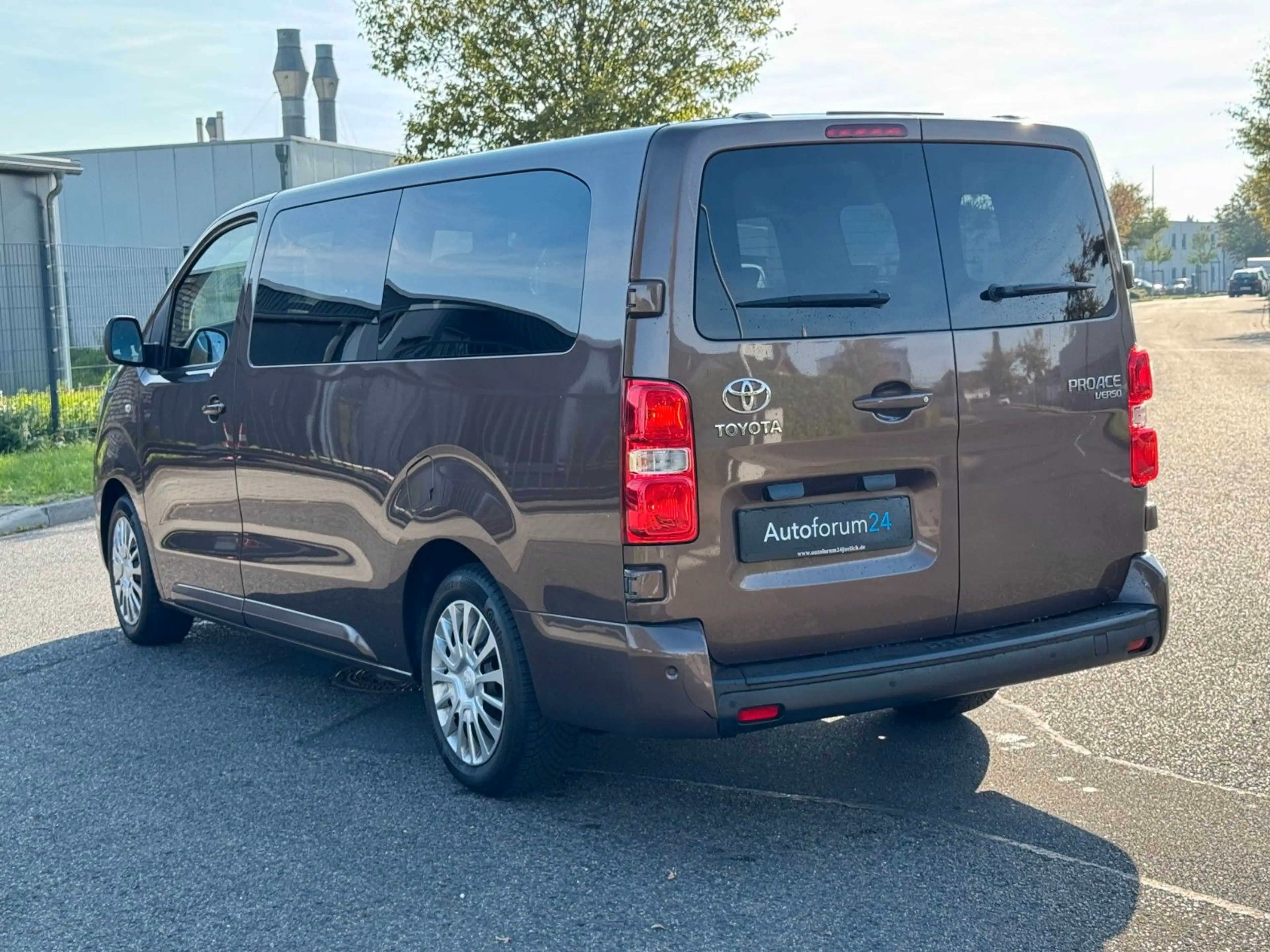 Toyota Proace L2 *Garantie*Autom.*9-Sitzer*Navi* — photo 3