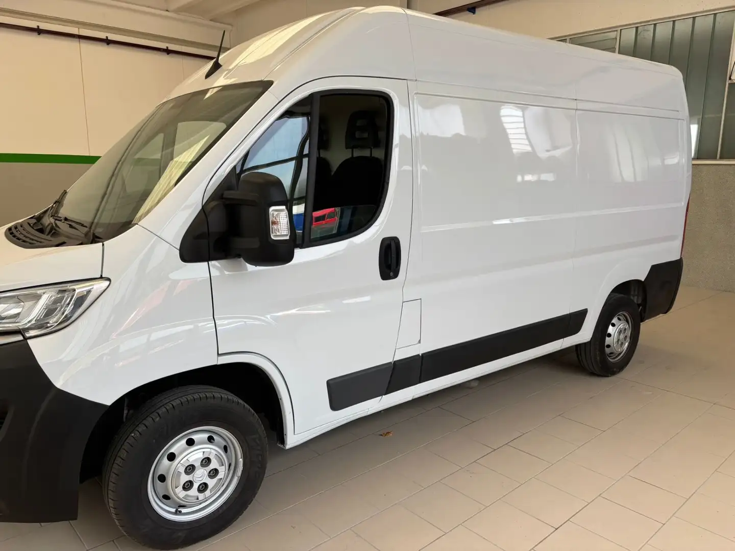 Citroen Jumper BlueHDi 120 EURO 6D Blanc - 2