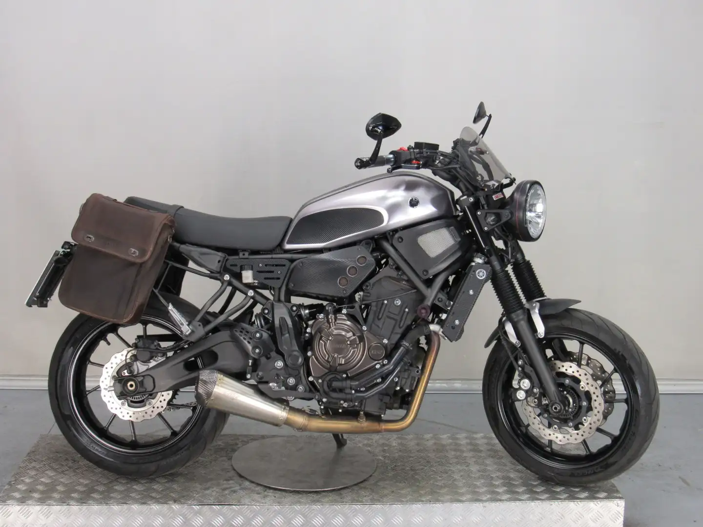 Yamaha XSR 700 ABS - 1