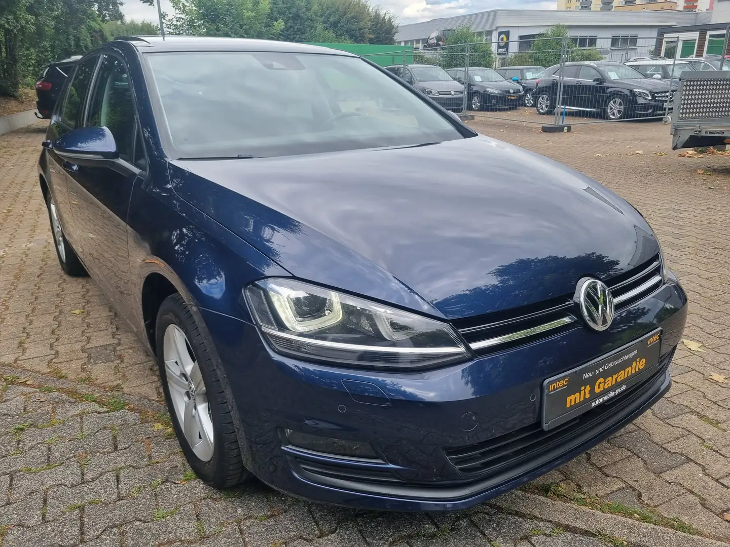 Volkswagen Golf Comf. BMT*Pano*Navi*Xenon*Shzg*ACC*LAS* Azul - 2