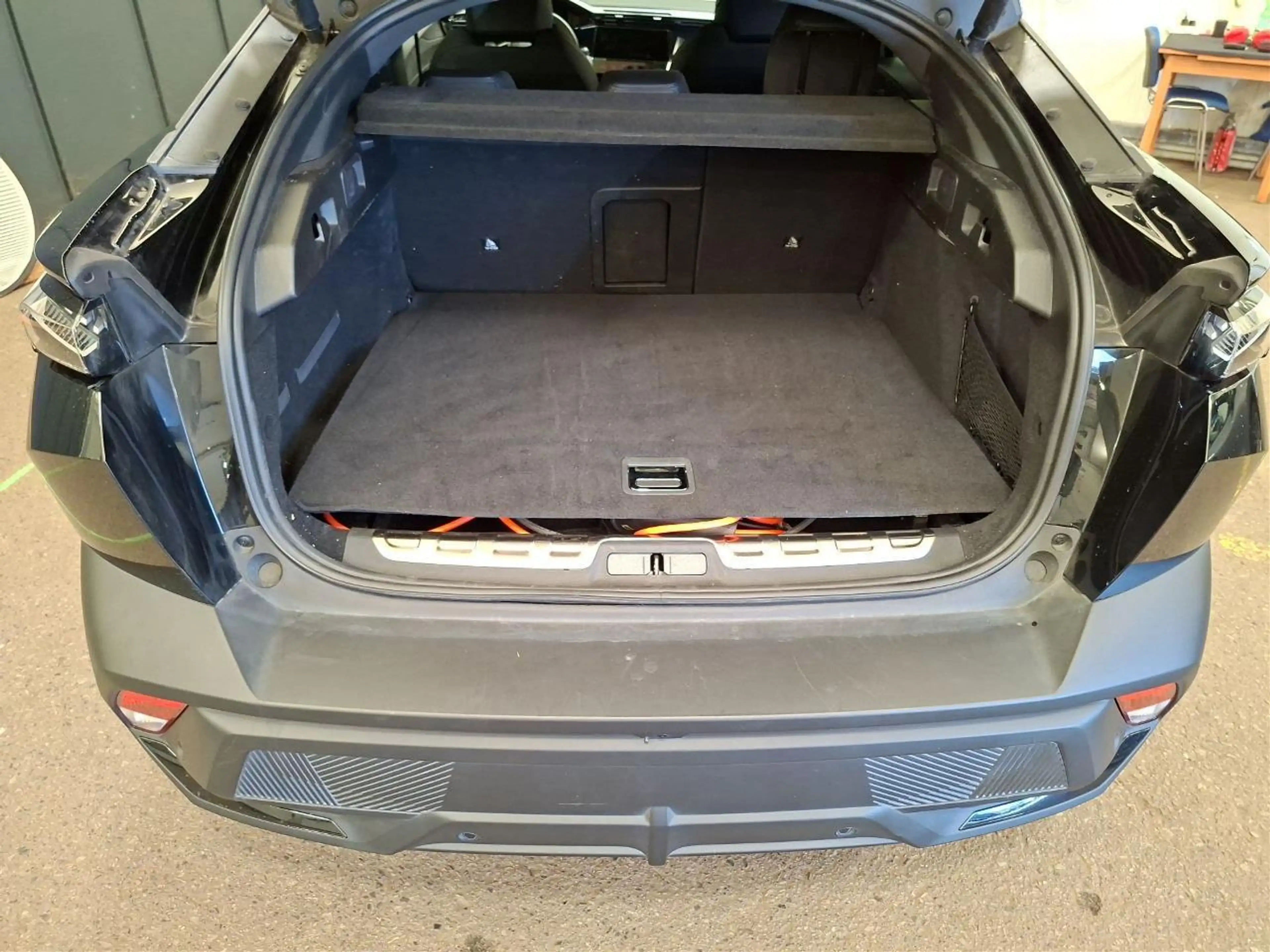 Peugeot 408 Plug in Hybrid 225 GT*Kamera*eGSD*Matrix* — photo 7