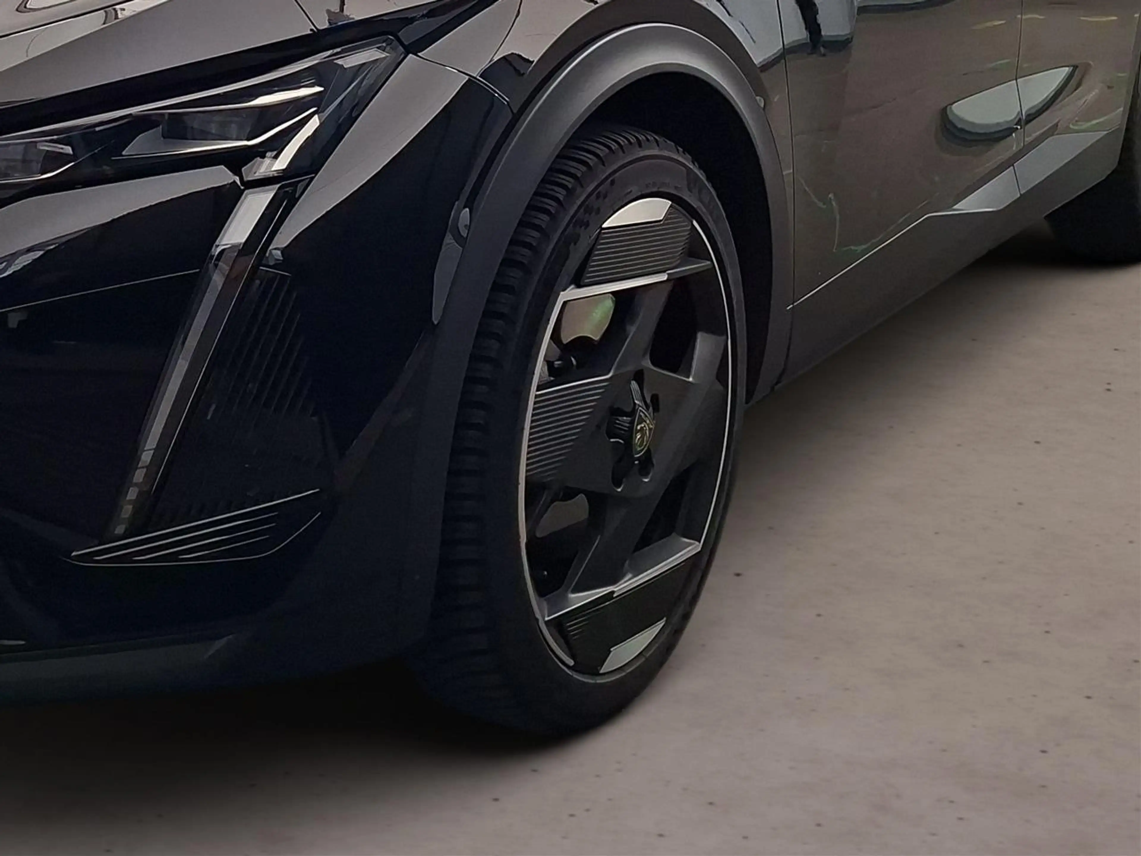 Peugeot 408 Plug in Hybrid 225 GT*Kamera*eGSD*Matrix* — photo 12
