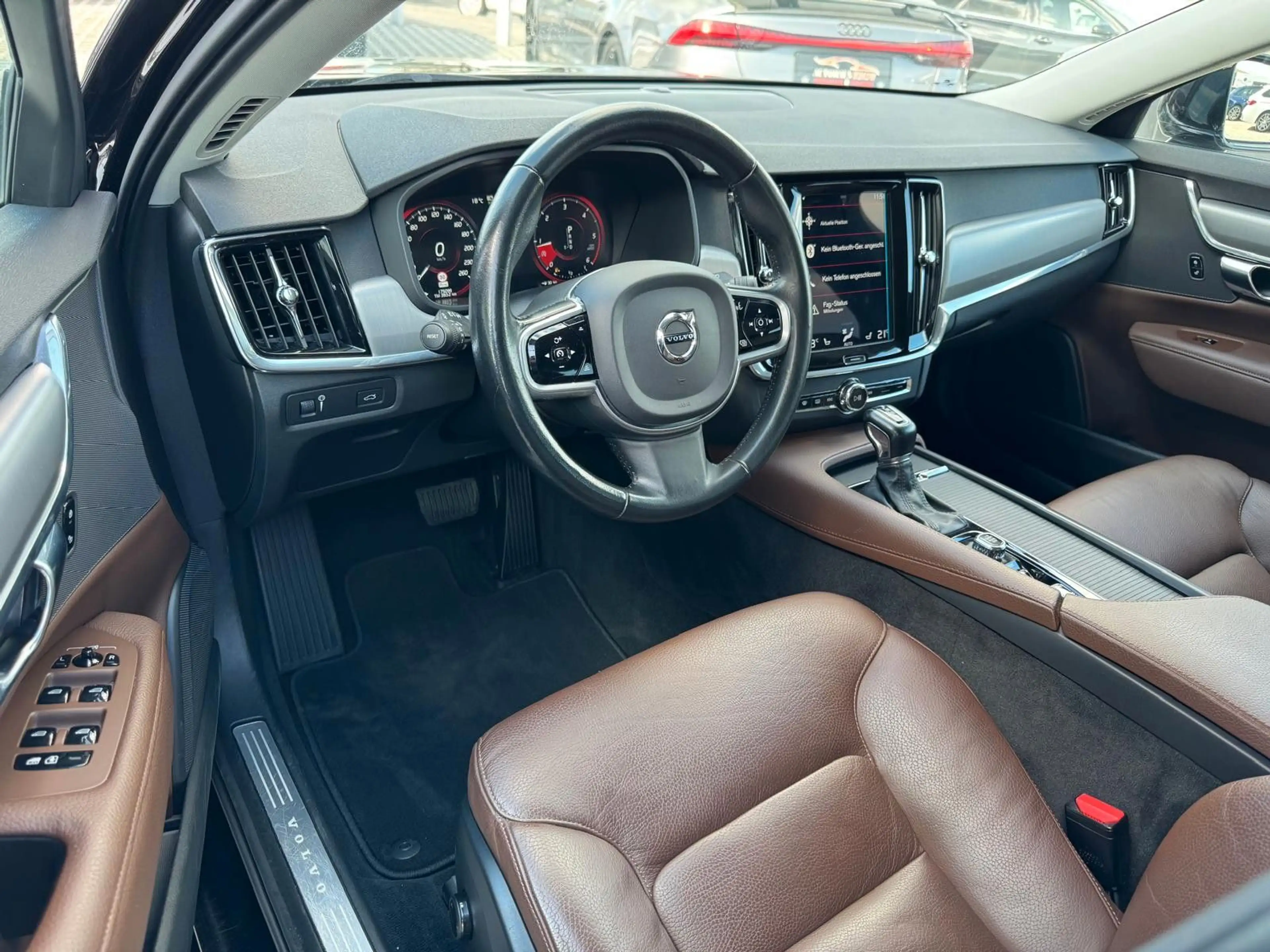 Volvo V90 2.0 "Momentum Pro"AHK*DAB+*VZ.ERKENN*LKA*LED — photo 11