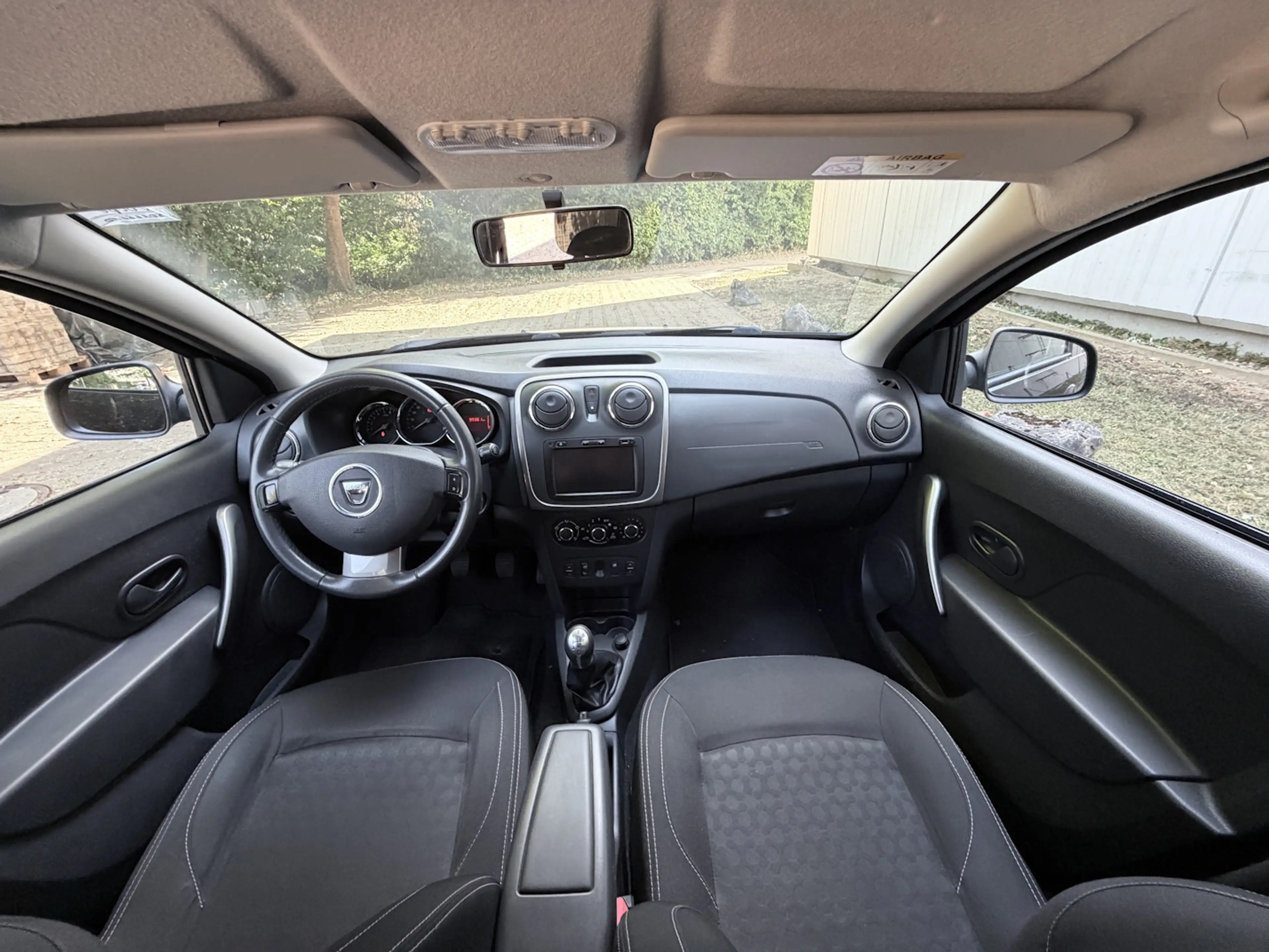 Dacia Logan Logan MCV TCe 90 Prestige — photo 9