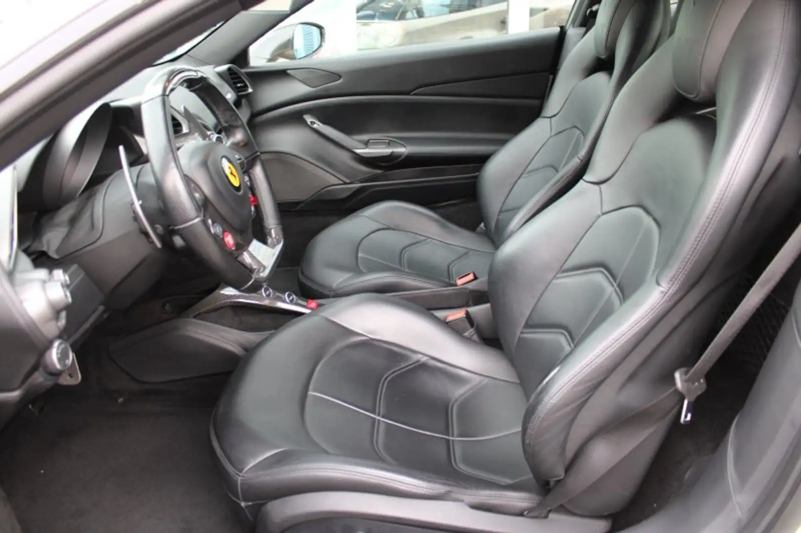 Ferrari 488 GTB Kamera Carbon  dt. Auto u.frei Weiß - 2