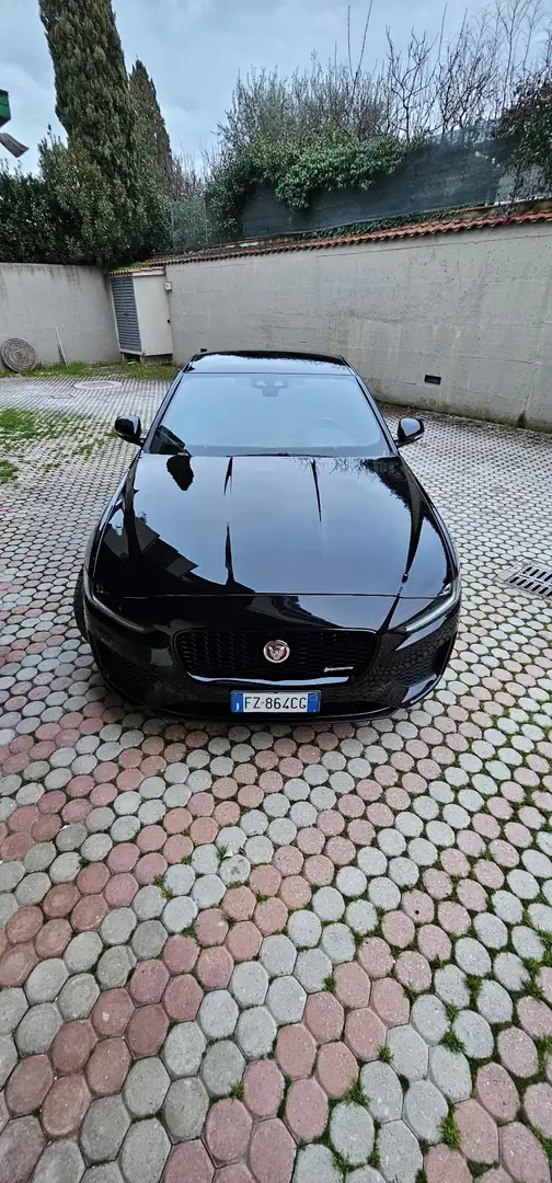 Jaguar XE 2.0d i4 R-Dynamic S 180cv auto - 1