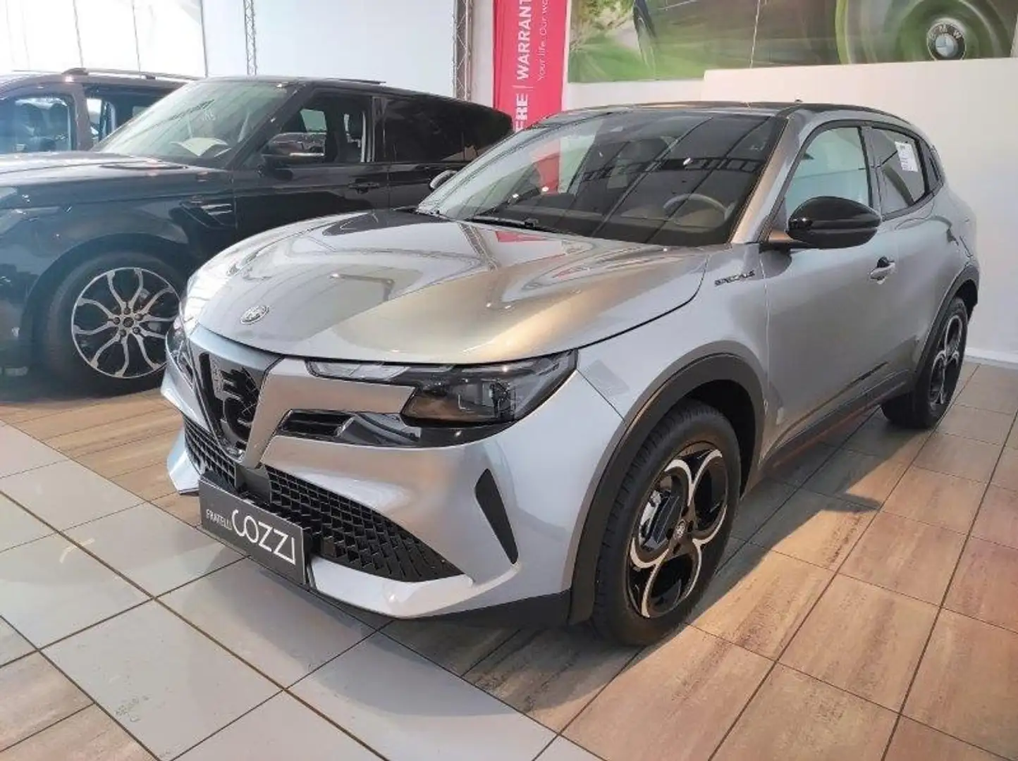 Alfa Romeo Junior - Junior 1.2 136 CV Hybrid eDCT6 Speciale Grigio - 2