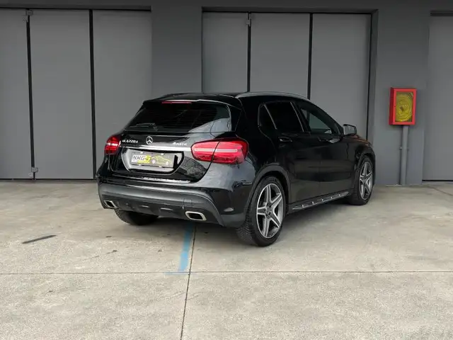 Mercedes-Benz Gla view 4