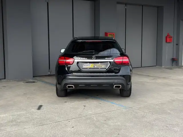 Mercedes-Benz Gla view 6