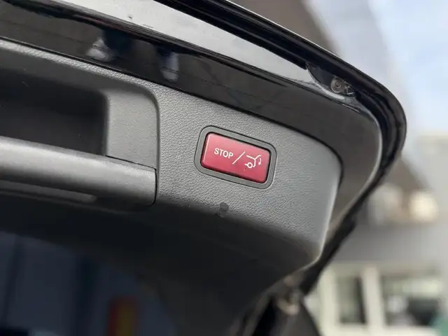 Mercedes-Benz Gla view 11