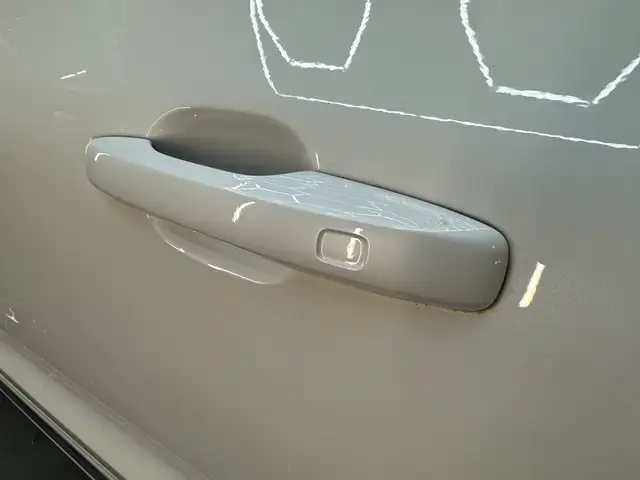 Volvo XC60 view 15