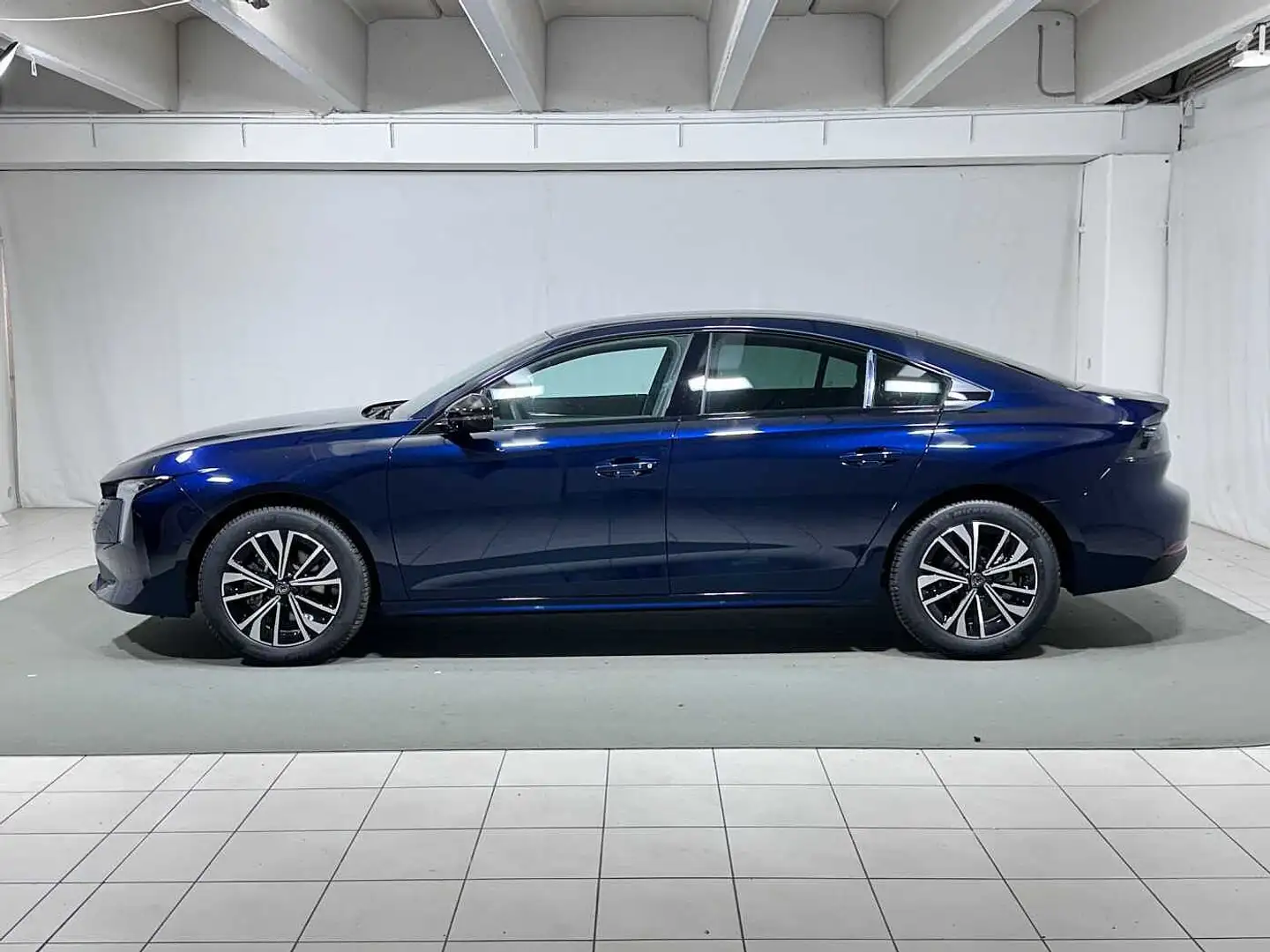 Peugeot 508 BlueHDi 130 Stop&Start EAT8 Allure KM ZERO Kék - 2