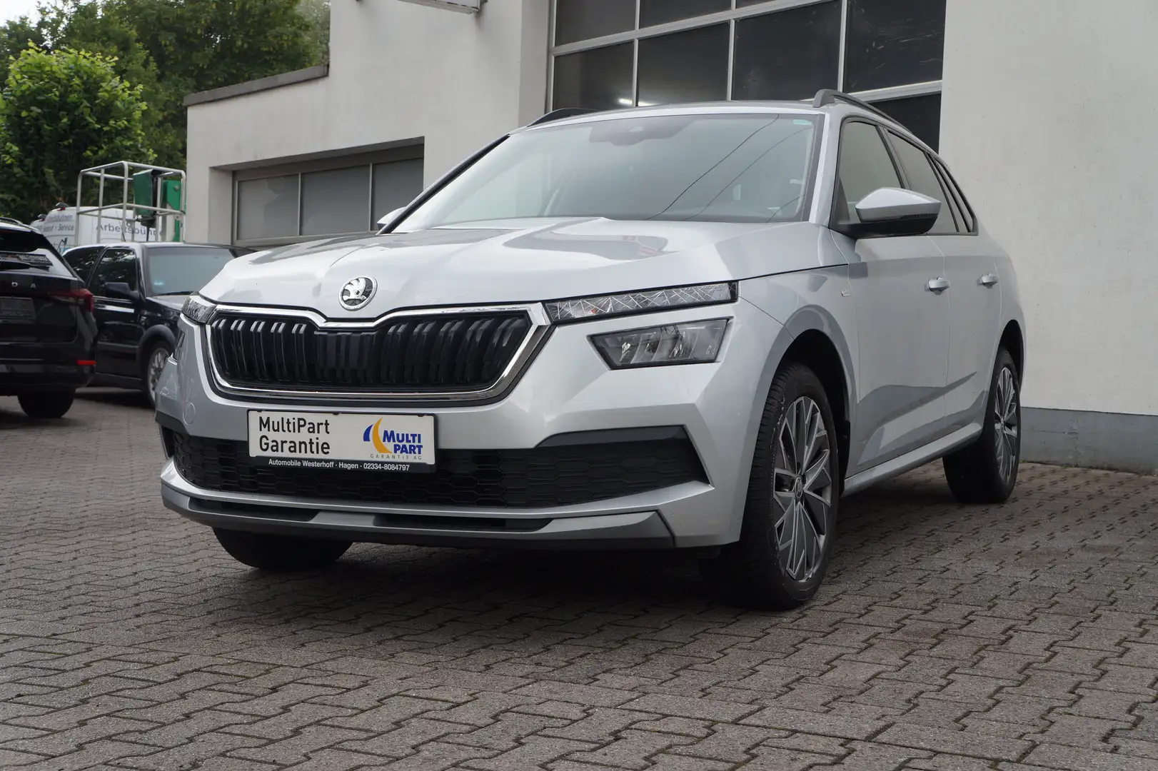 Skoda Kamiq Kamiq Tour*SHZ*PDC*ALU*Klimaautomatik* Silber - 1