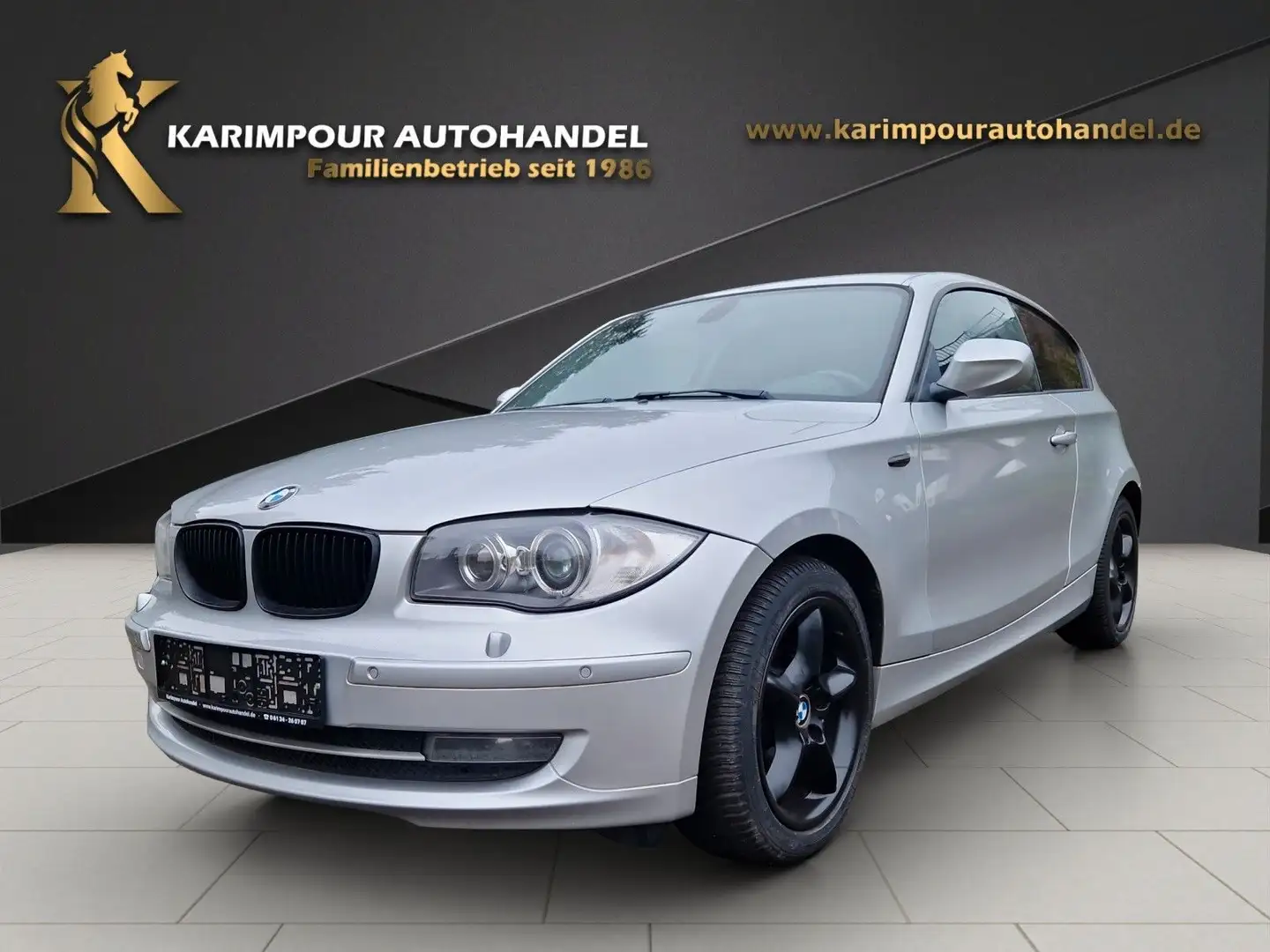 BMW 118 1 Limousine 118i *Automatik*126000km* Argent - 1