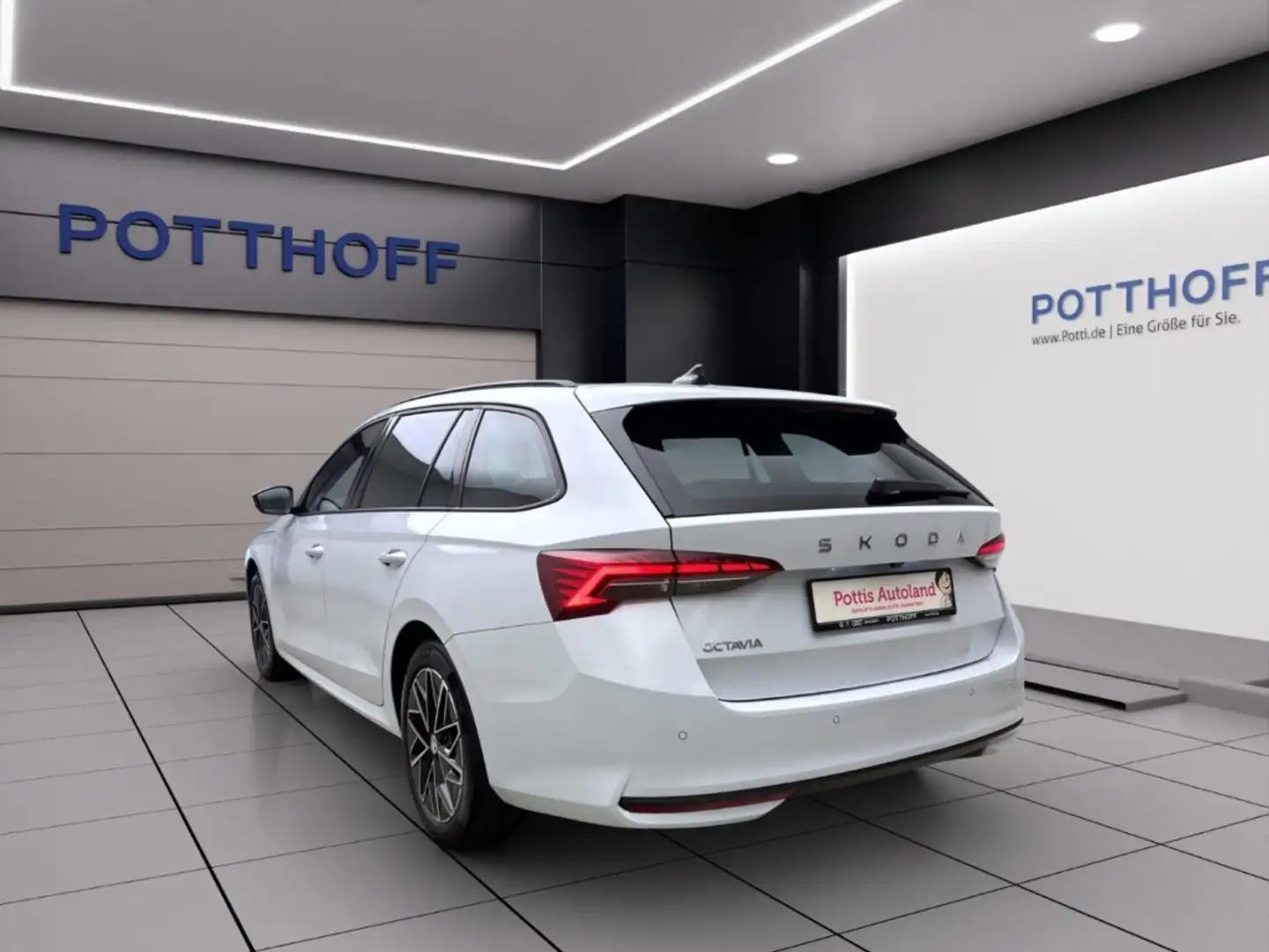 Skoda Octavia Combi 1.5 TSI SELECTION AHK NAV KAMERA LED Blanc - 2