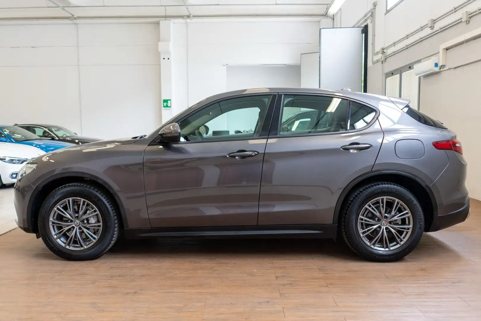 Alfa Romeo Stelvio 2.2 t Super Q4 210cv auto my19 PARI AL NUOVO! Gris - 2