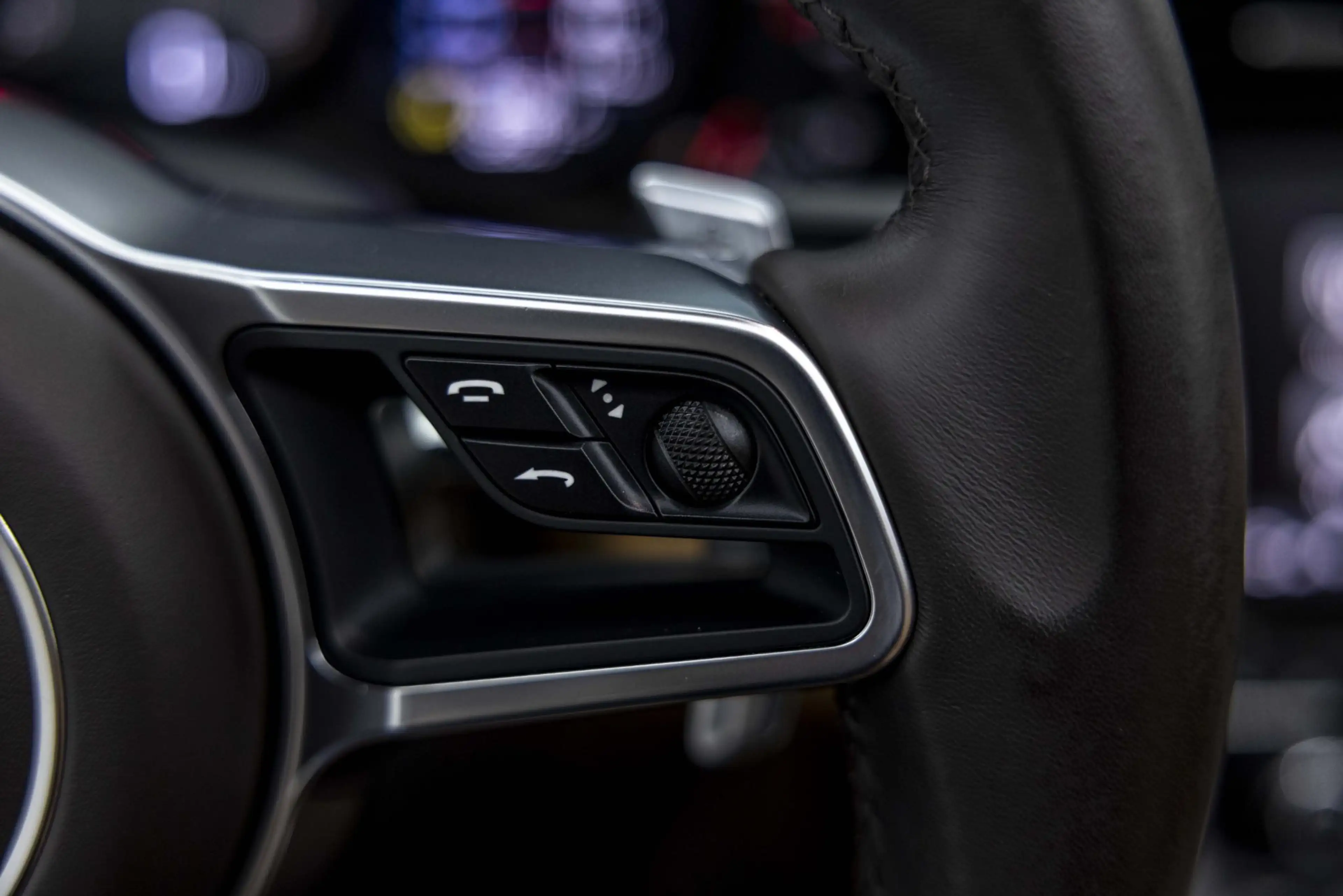 Porsche 991 991.2 - 3.0 TARGA 4S — photo 41