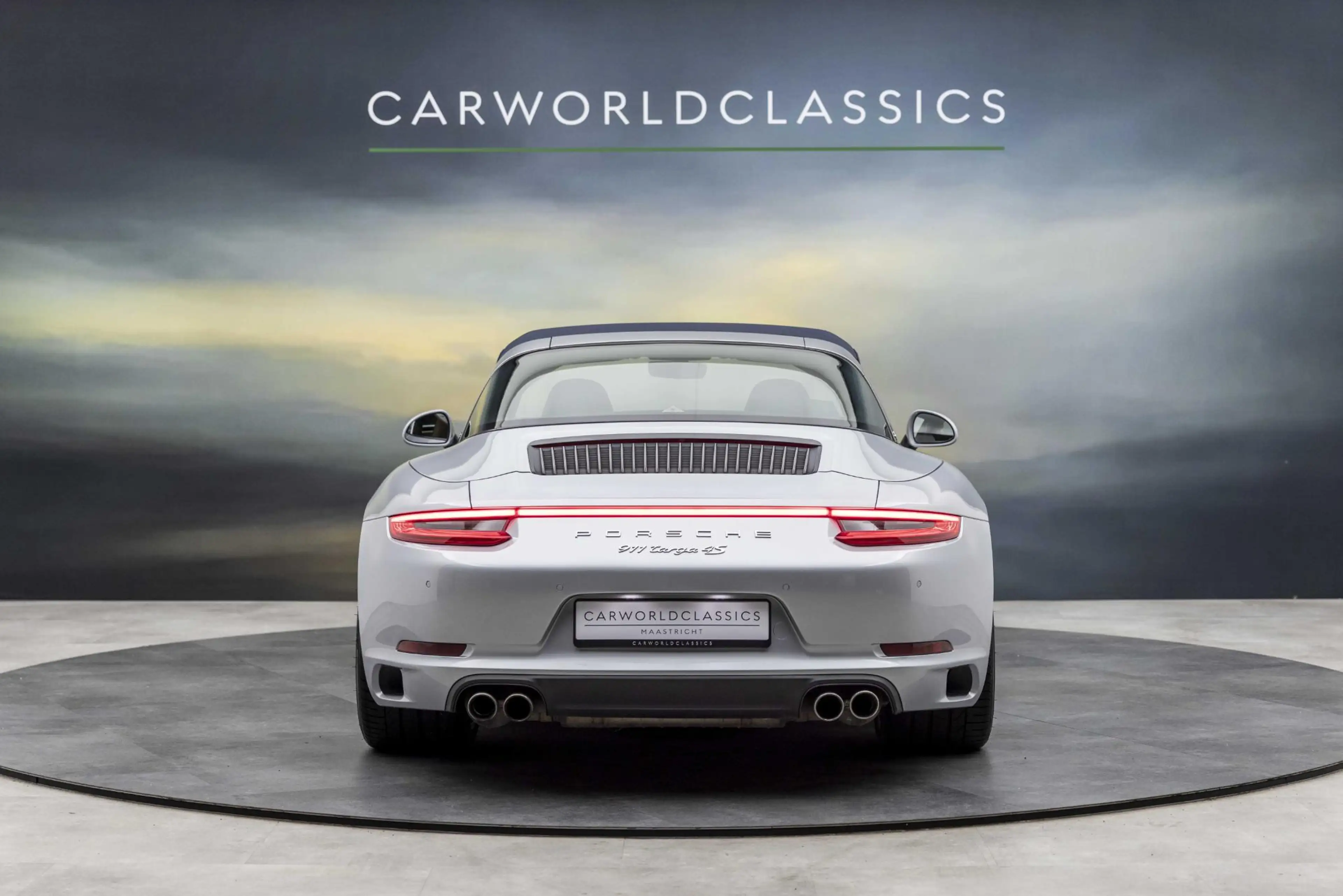 Porsche 991 991.2 - 3.0 TARGA 4S — photo 22