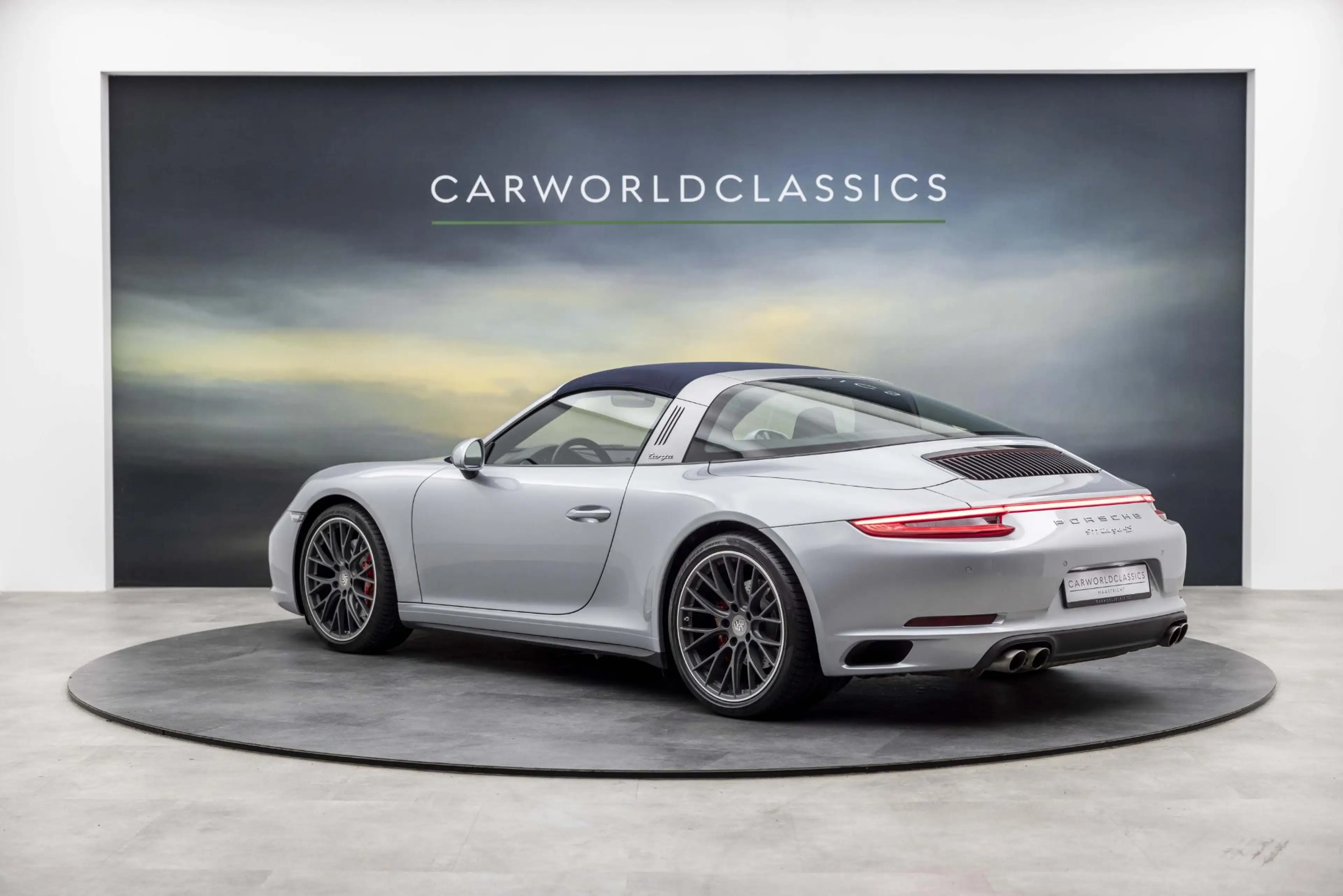 Porsche 991 991.2 - 3.0 TARGA 4S — photo 2