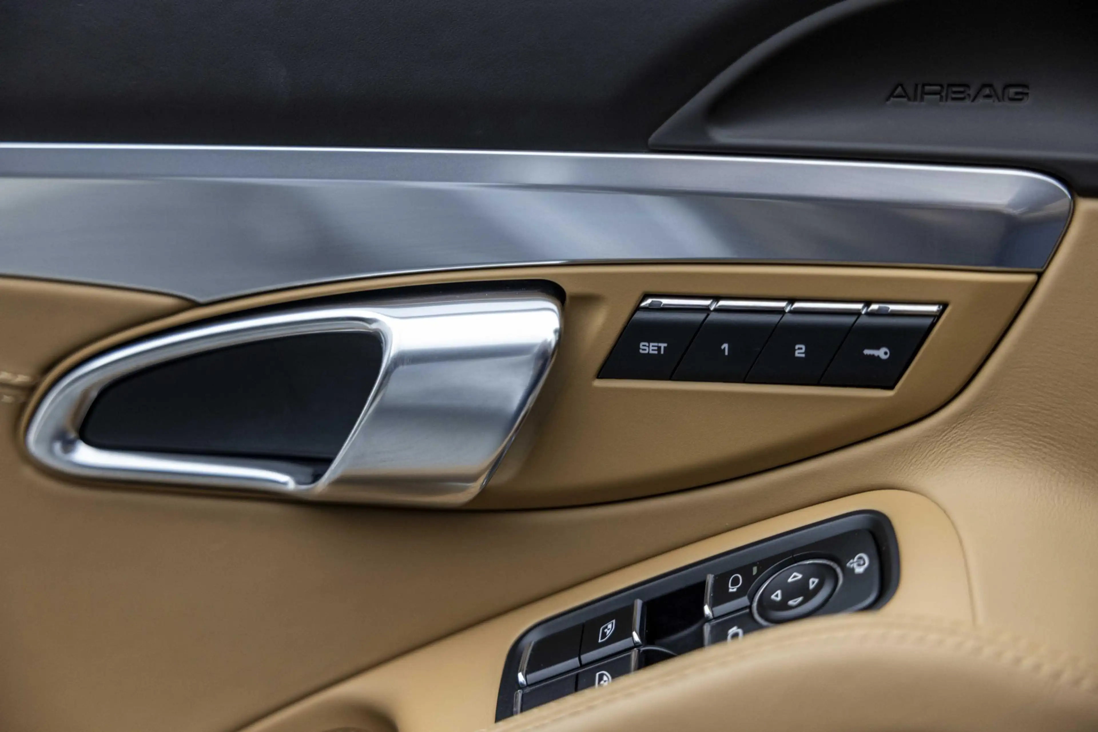 Porsche 991 991.2 - 3.0 TARGA 4S — photo 39