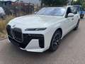 BMW 740 d xDrive MSport SkyDACH Standhzg Weiß - thumbnail 4
