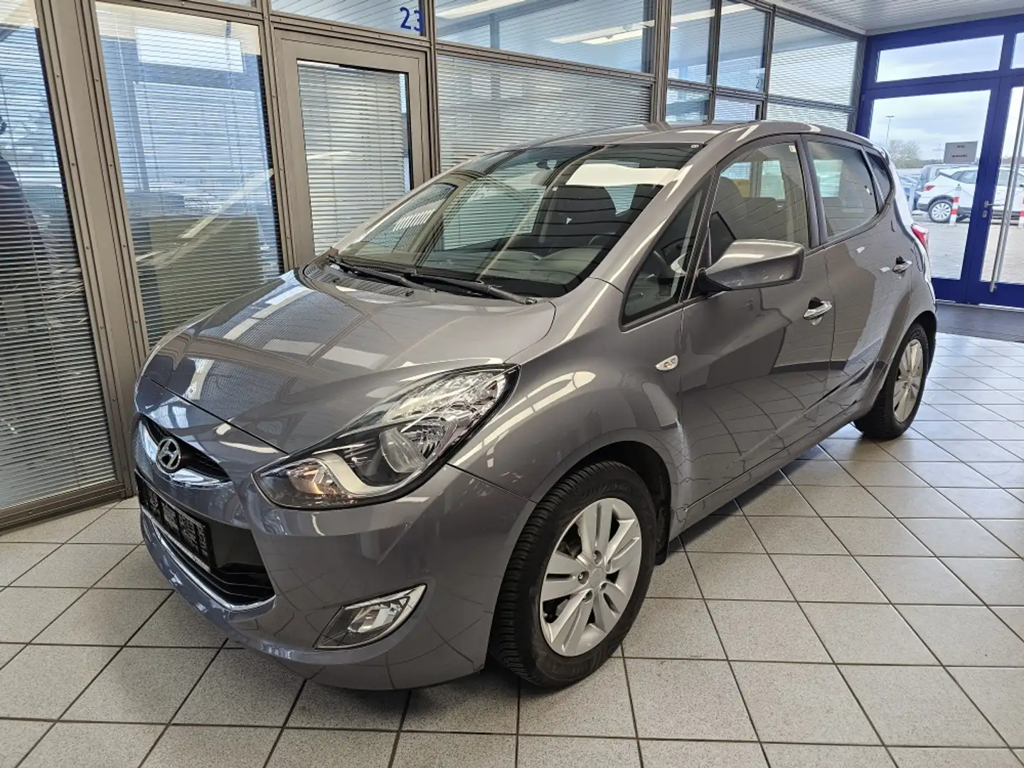 Hyundai iX20 AHK,Kamera,LED,Navi,Sitzheizung Gris - 2