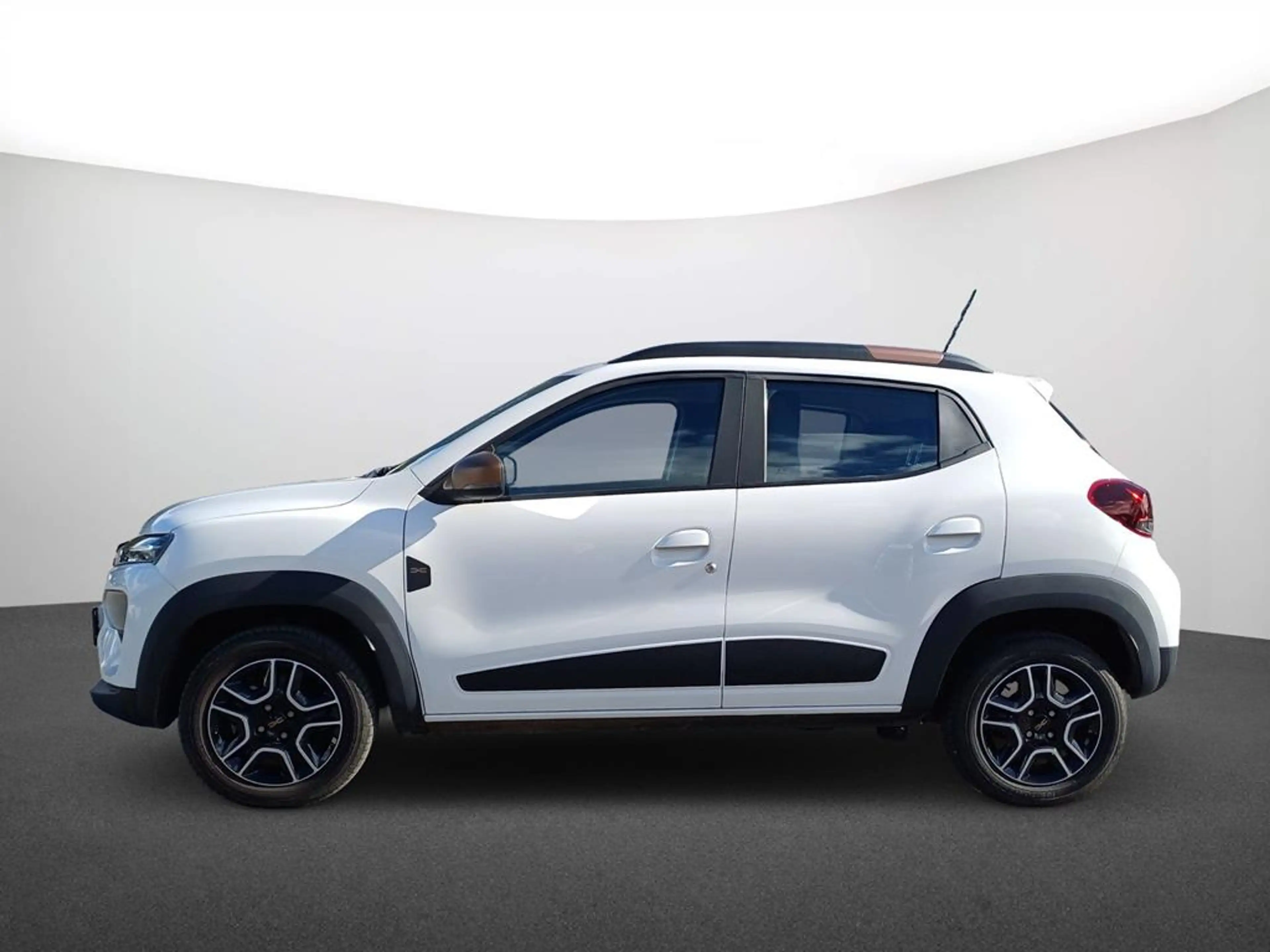 Dacia Spring Extreme — photo 4
