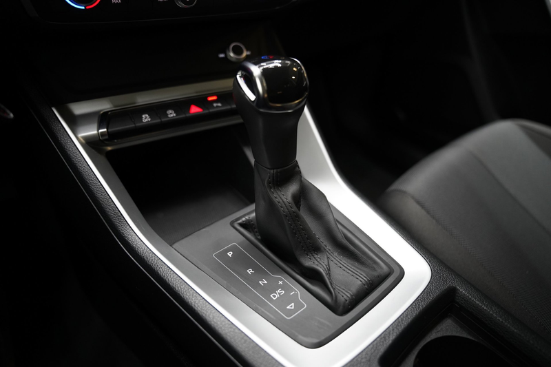 Audi Q3 35 TFSI Pro Line S AUTOMAAT ACC LINE ASSIST PDC — photo 12