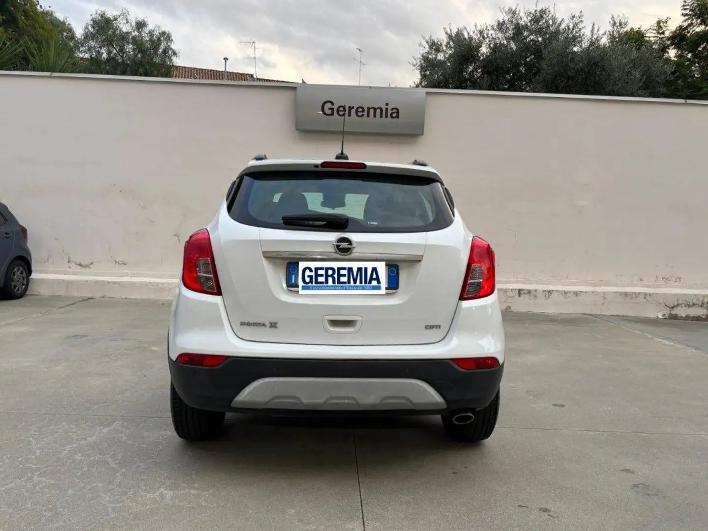 Opel Mokka X 1.6 CDTI Ecotec 4x2 Start&Stop Business Blanc - 2