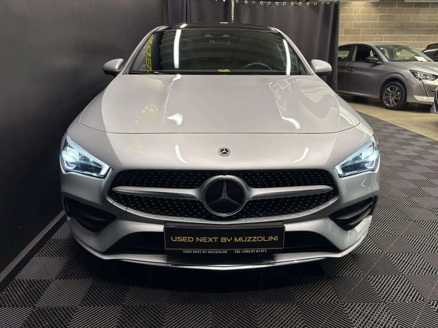 Mercedes-Benz CLA 200 AMG Line Argent - 2