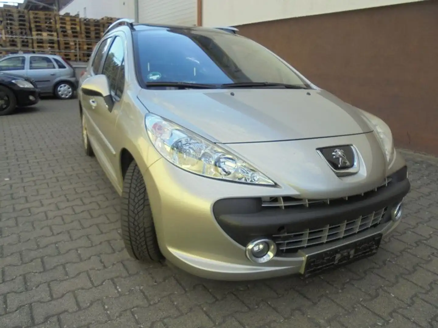 Peugeot 207 SW Sport120VTi AutomatTÜV11/26;Öl  Verbraucht Gold - 2