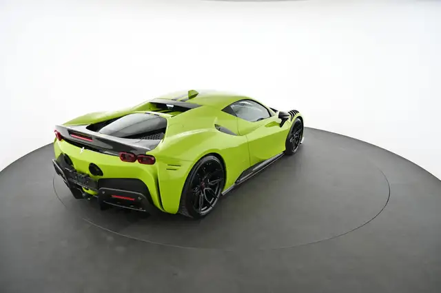 Ferrari SF90 Stradale view 4