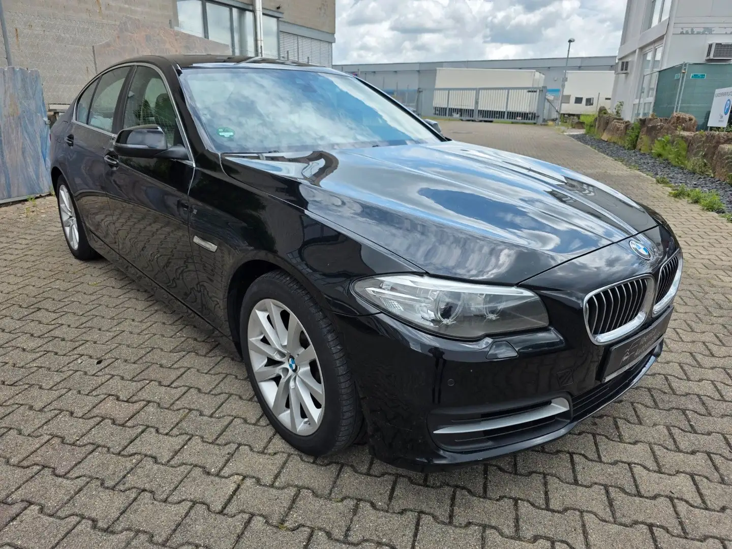 BMW 520 5 Lim. 520 d*XENON*PDC* Negro - 1