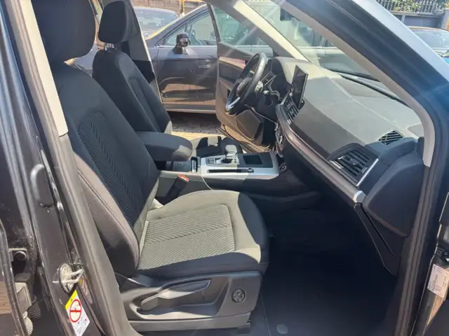 Audi Q5 view 15