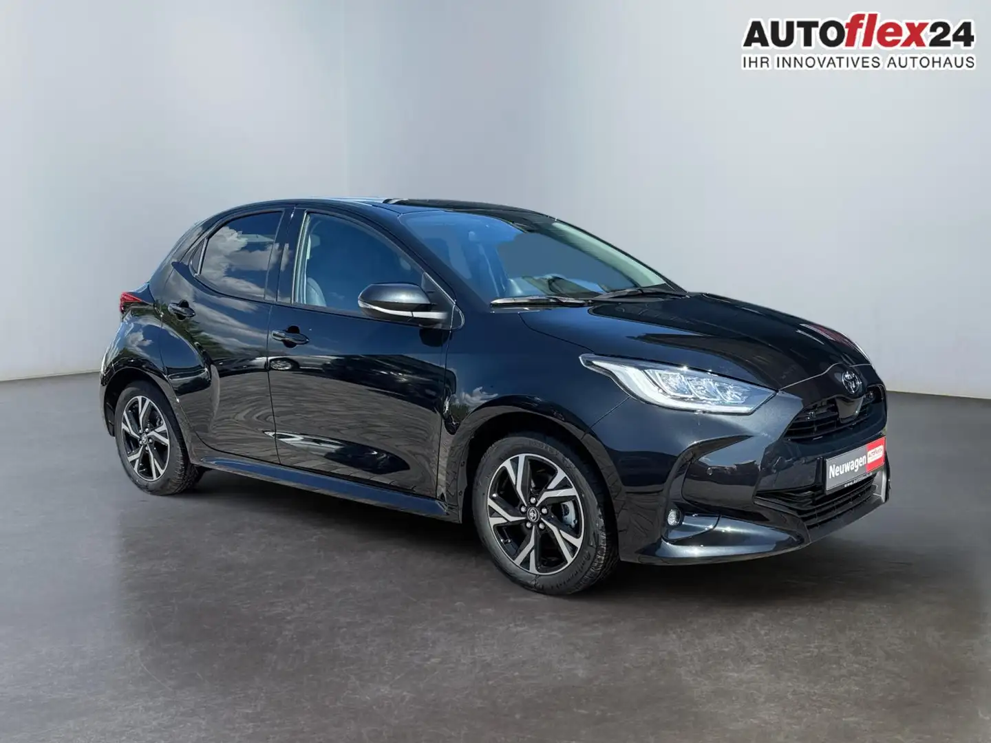 Toyota Yaris 1,5 CVT Hybrid Style ACC PDC Kam Spurh 1.5-l-VV... Schwarz - 1