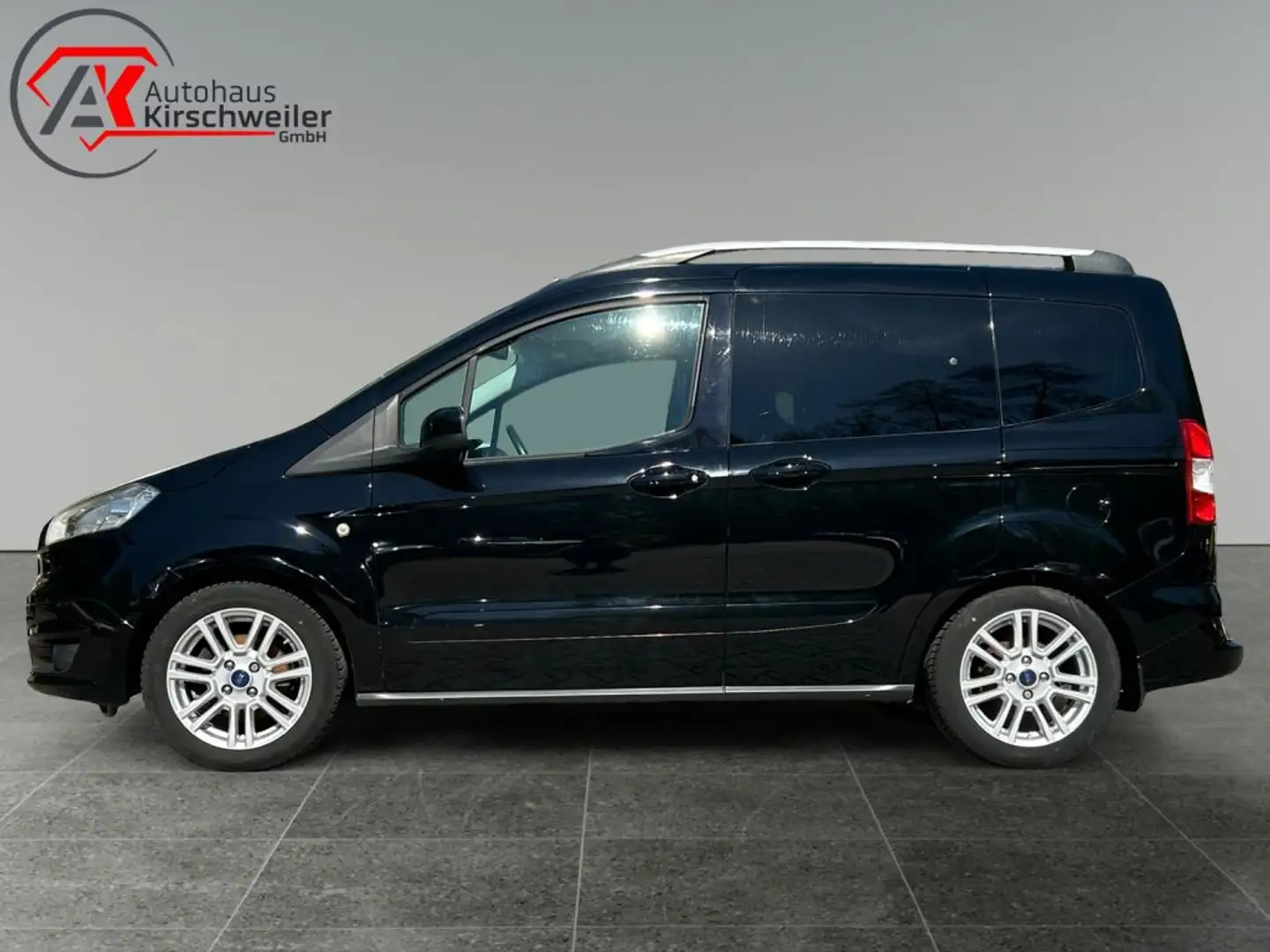 Ford Tourneo Courier 1.0 EcoBoost Titanium Schwarz - 2