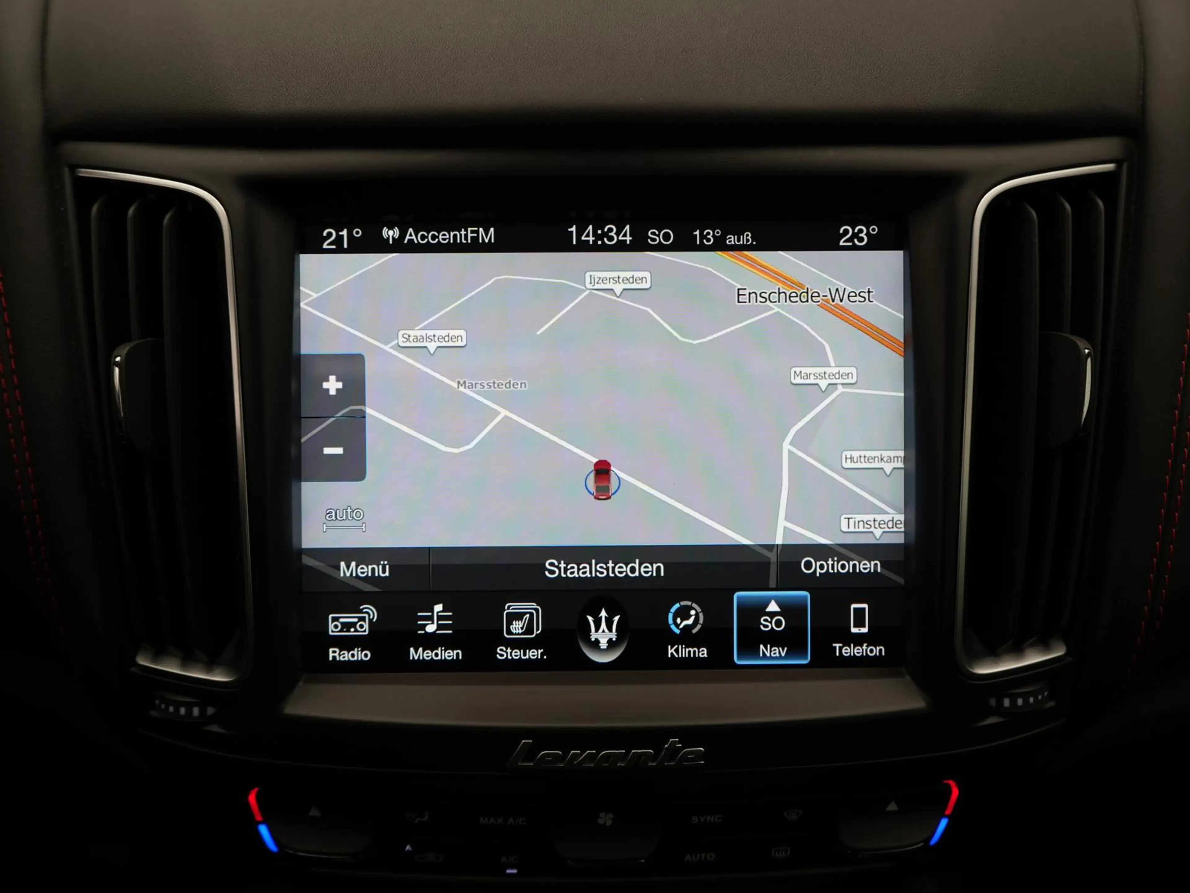 Maserati Levante AWD,PANO,LUFT,MEMO,H&K,NAVI,AHK,BIXENON — photo 15