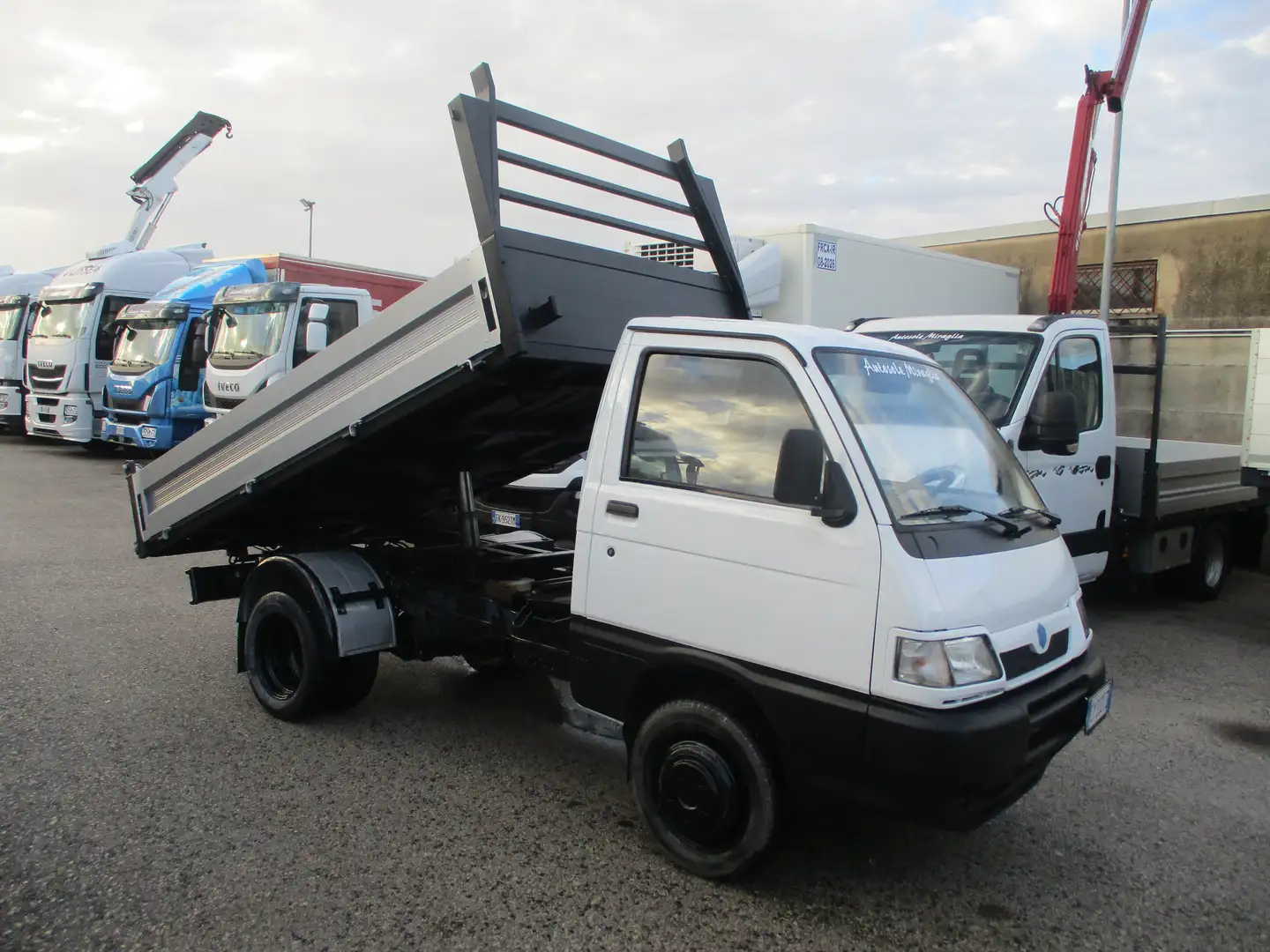 Piaggio Porter 1.3 16V BENZINA MAXXI GEMELLATO RIBALTALBILE Blanco - 1