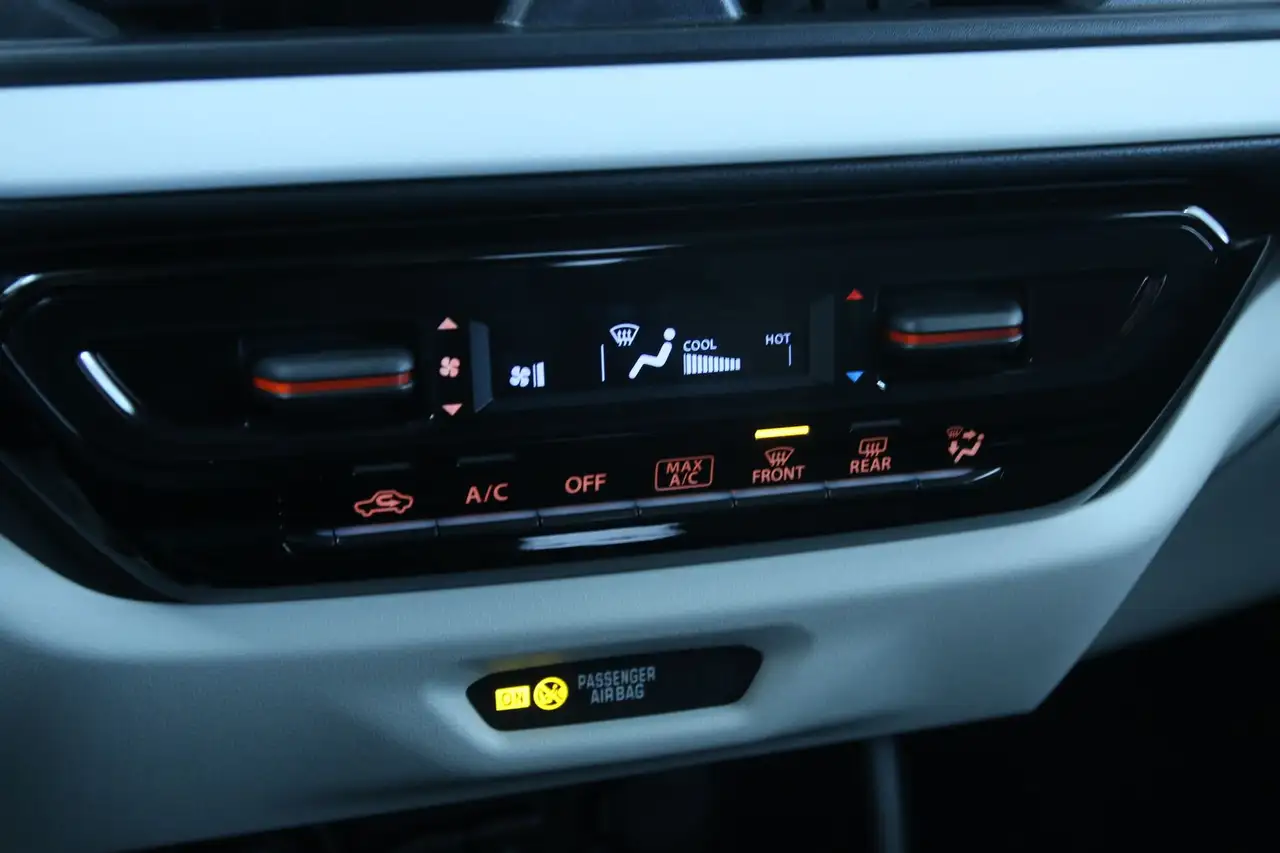 Suzuki Swift 1.2 Hybrid Allgrip 4WD Full LED/Vetri oscurati 17