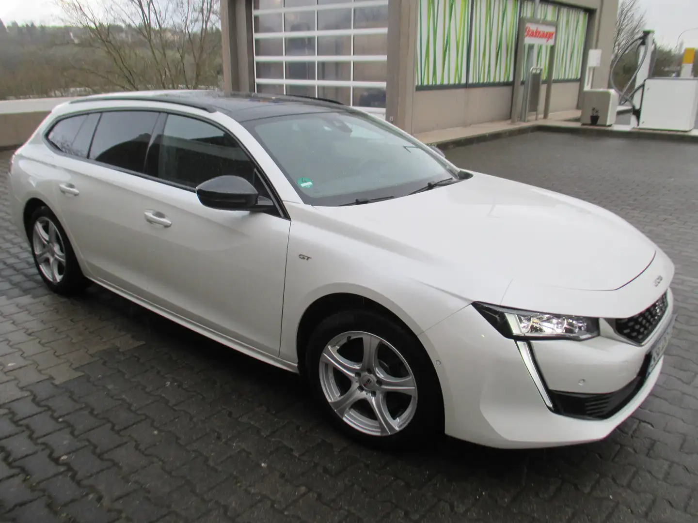 Peugeot 508 508 SW PureTech 225 EAT8 GT Pack Weiß - 2