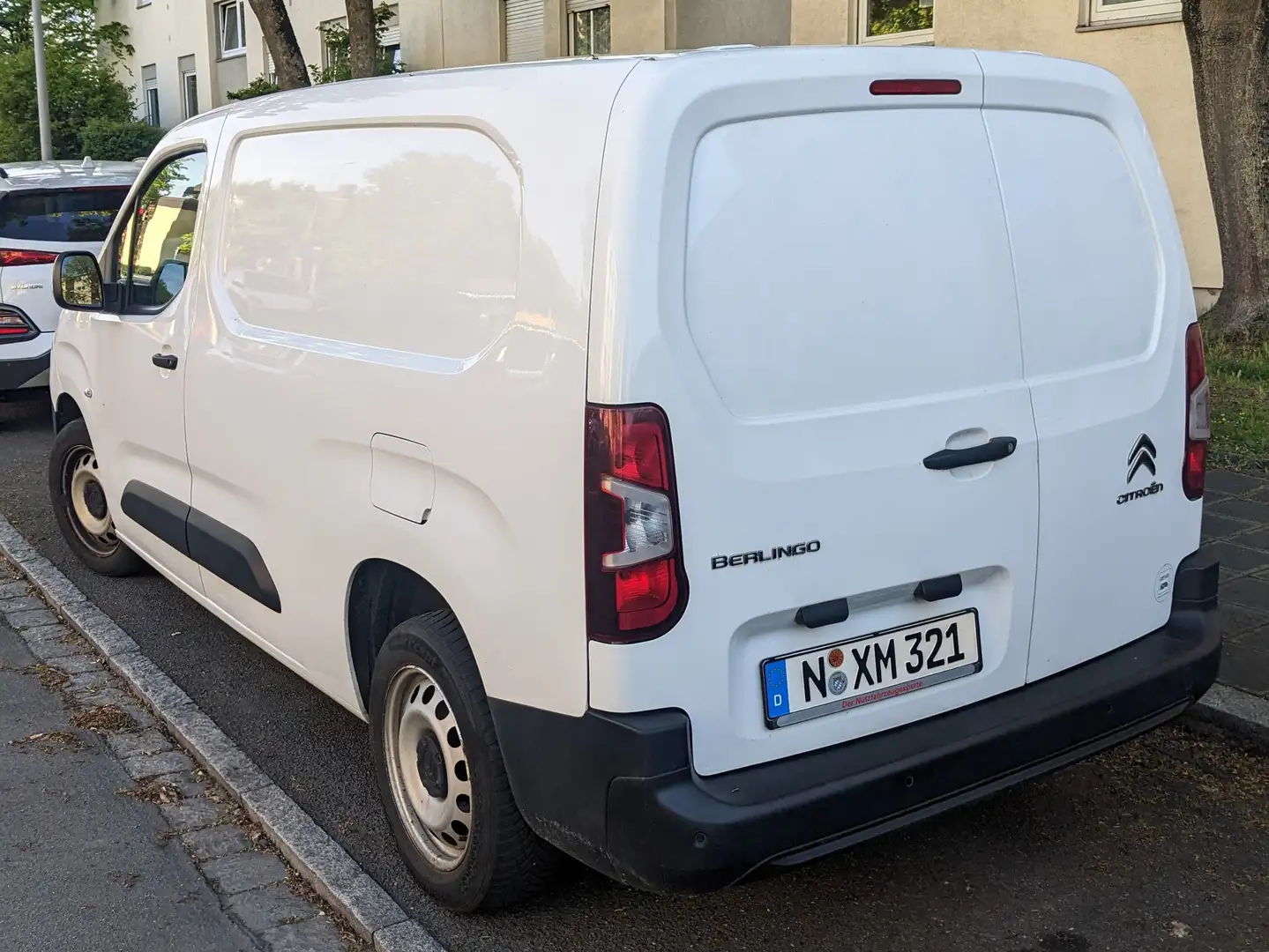 Citroen Berlingo Berlingo 1.5 BlueHDi 100 XL EHZ Pharma Solution Weiß - 2
