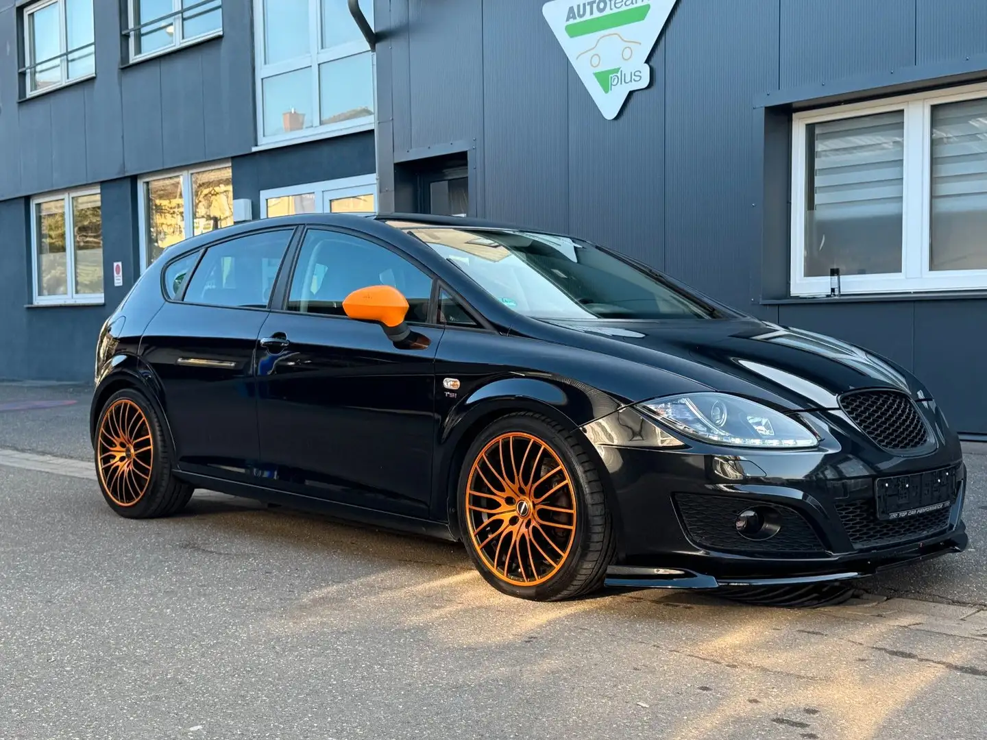 SEAT Leon Sport *SERVICE NEU*TÜV NEU* Negro - 2