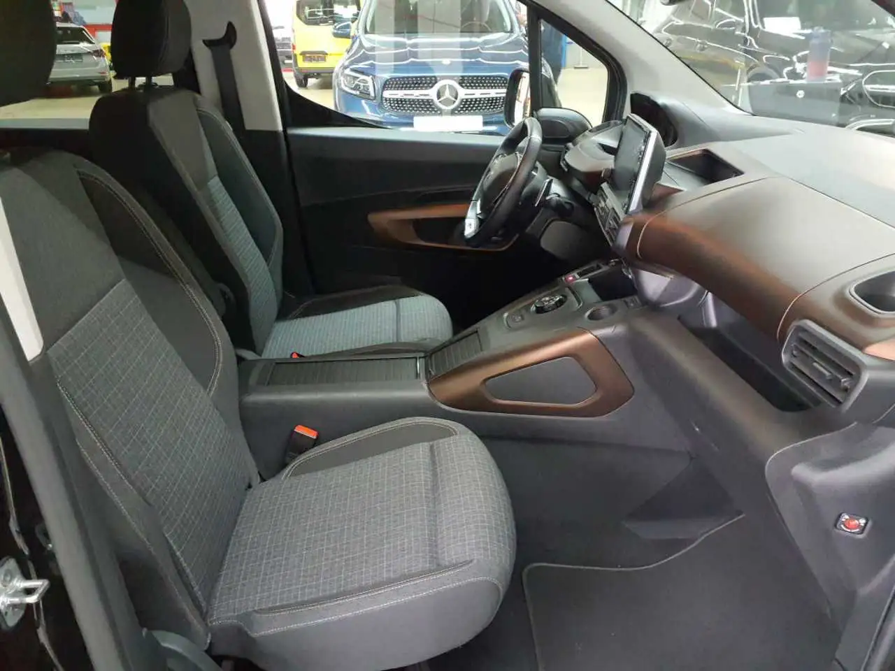 Peugeot Rifter PureTech 130 L2 EAT8 GT Navi, миниатюра 7