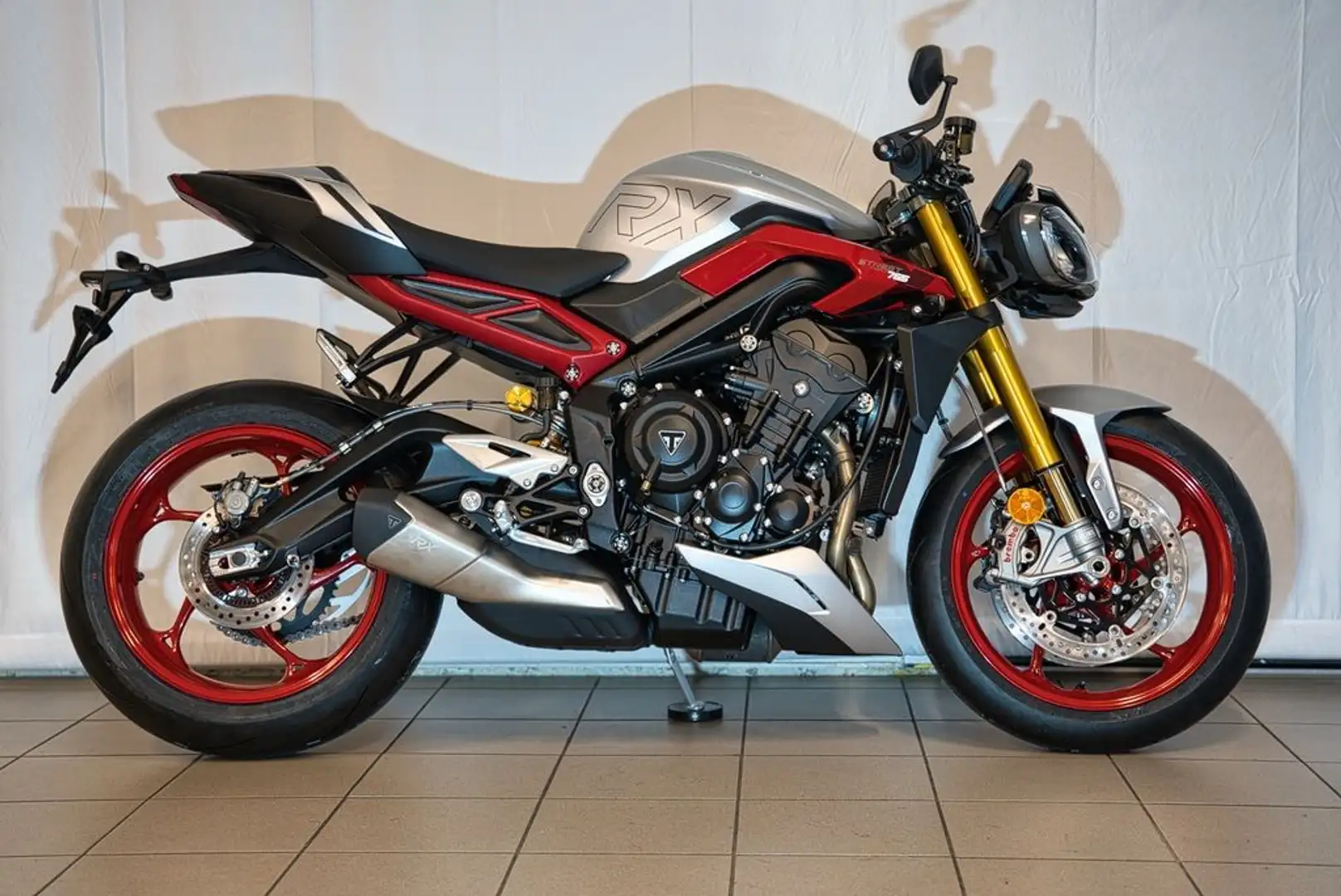 Triumph Street Triple 765 RX Argent - 2