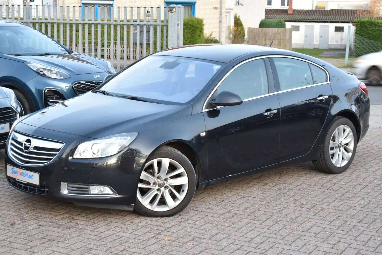 Opel Insignia Lim. Innovation 2.Hd|Bi-Xenon|Tempo|PDC Schwarz - 1