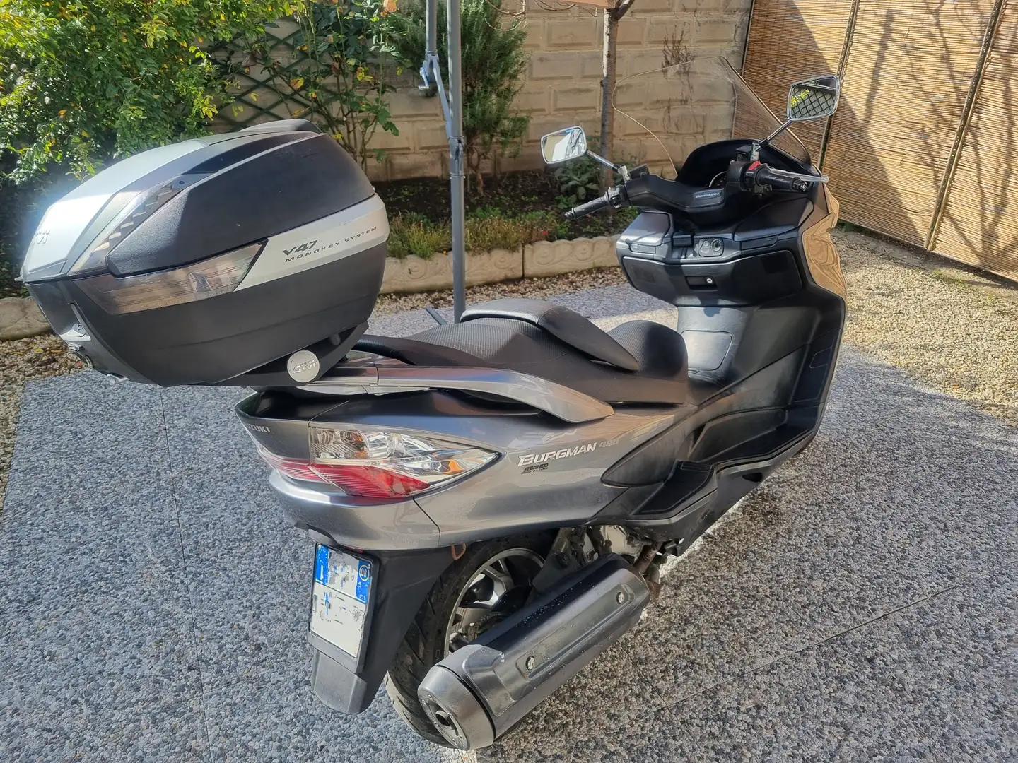 Suzuki Burgman 400 Gri - 1
