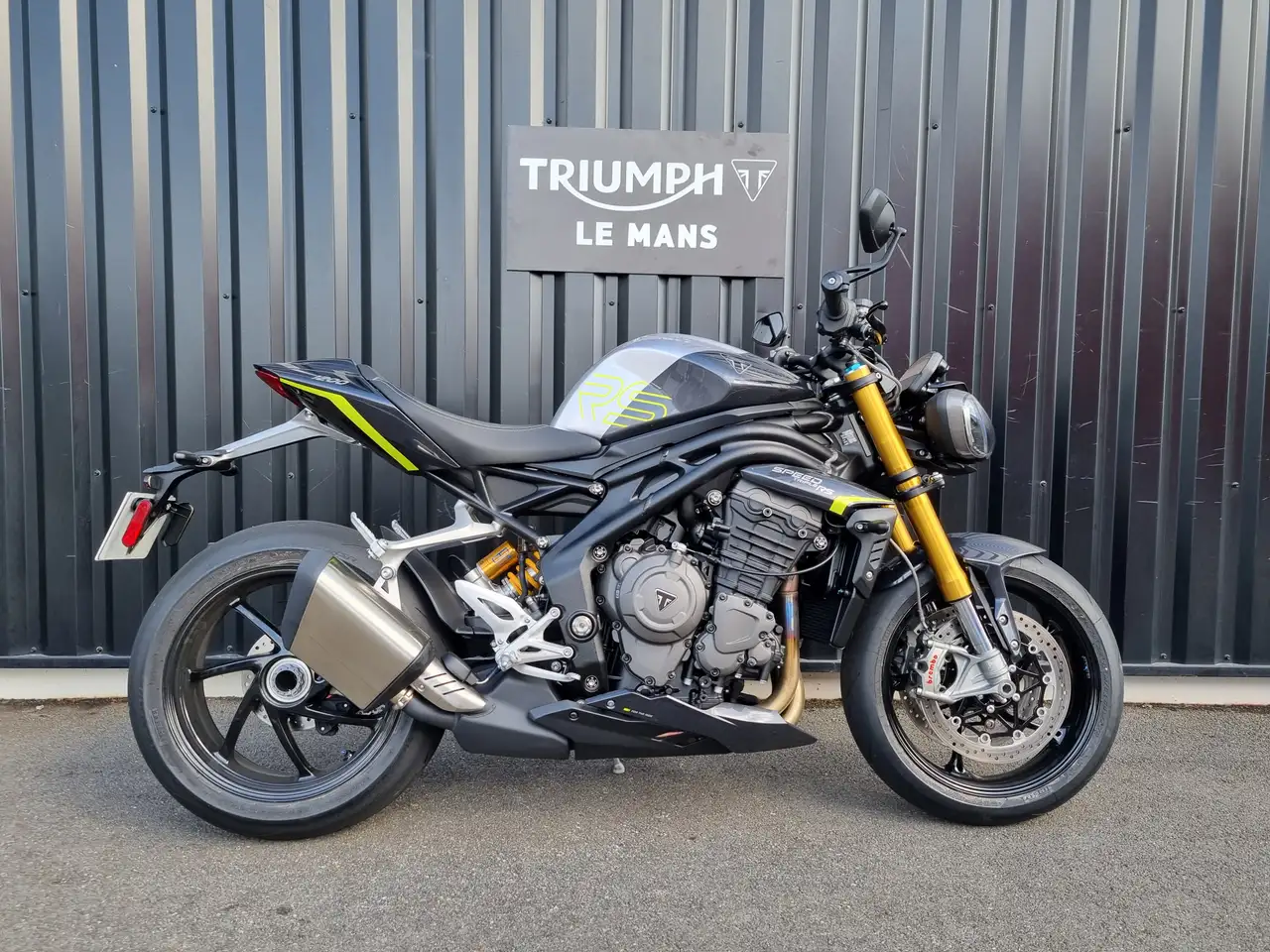 Triumph Speed Triple 1200