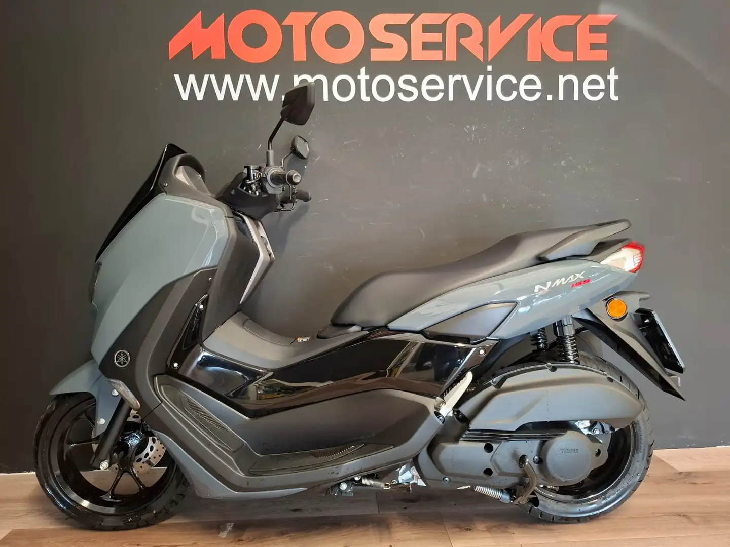 Yamaha NMAX 155 Grigio - 1