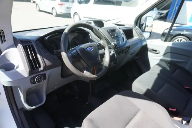 Ford Transit view 7